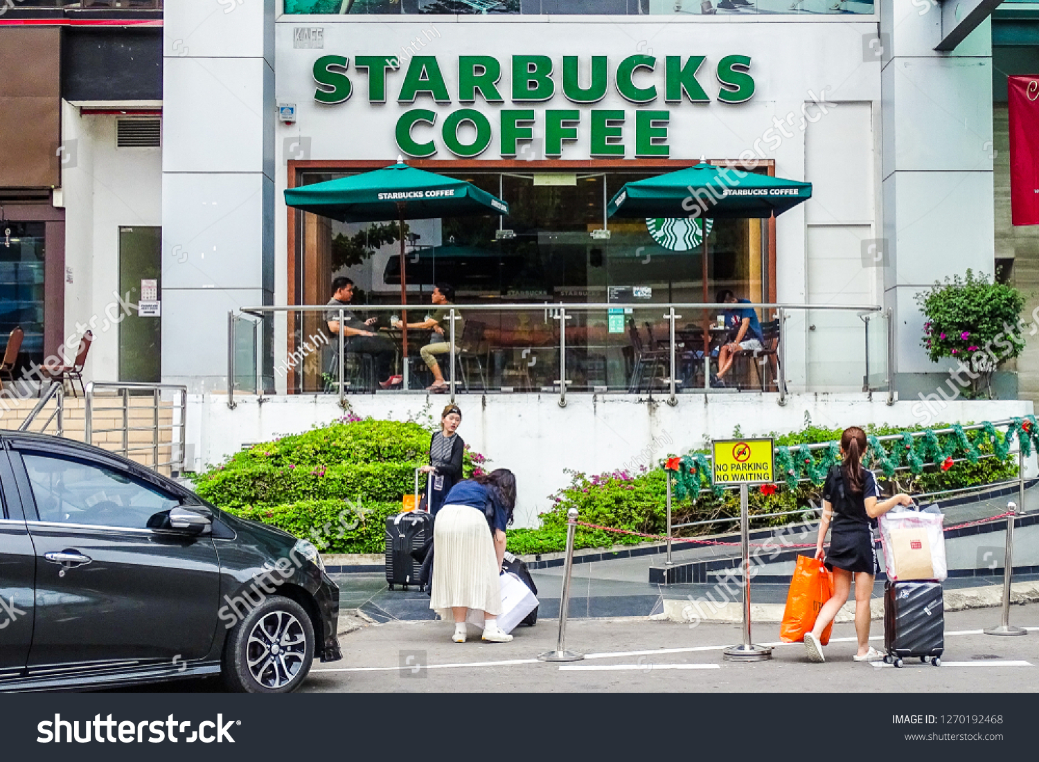 Kota Kinabalusabahdec 202018 Starbucks Coffee Shop Stock Photo Edit Now 1270192468