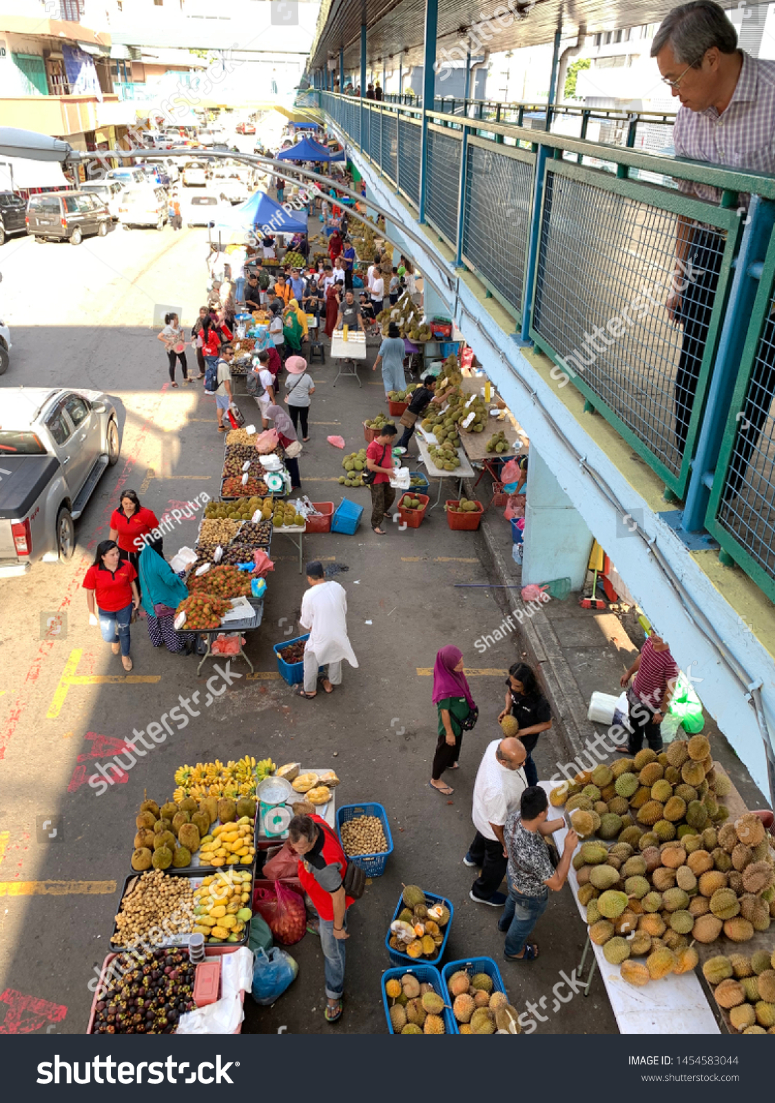 Kota Kinabalusabahmalaysiajuly 182019 Night Market Around Stock Photo Edit Now 1454583044