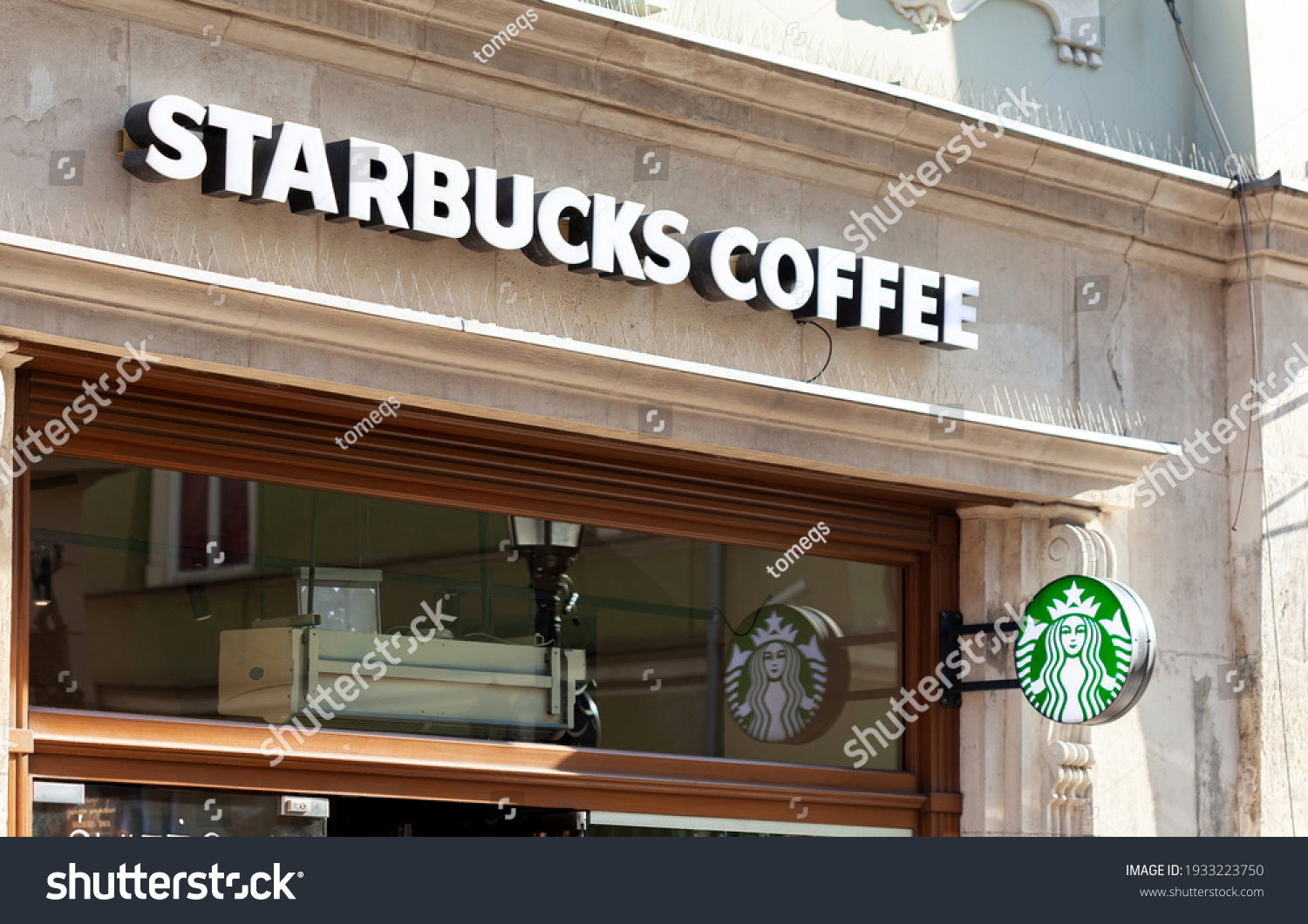 Krakow Poland February 2021 Starbucks Coffee Stock Photo 1933223750 ...