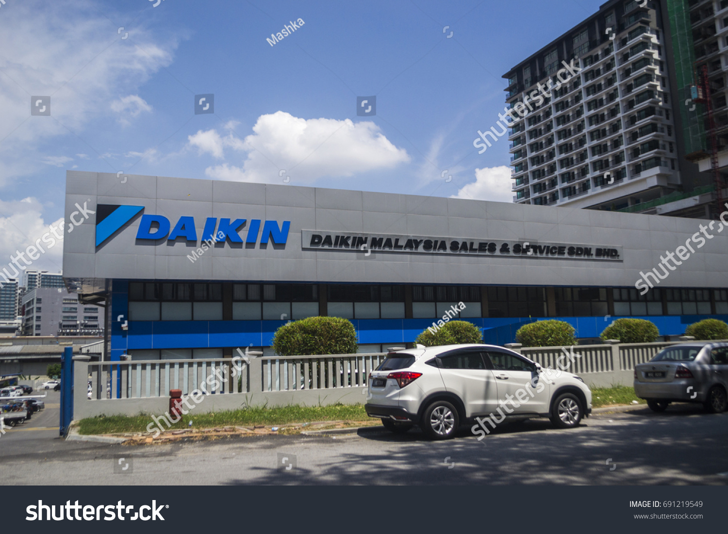 Daikin Malaysia Sales & Service Sdn. Bhd.  Lot 9 jalan 13/6 seksyen 13