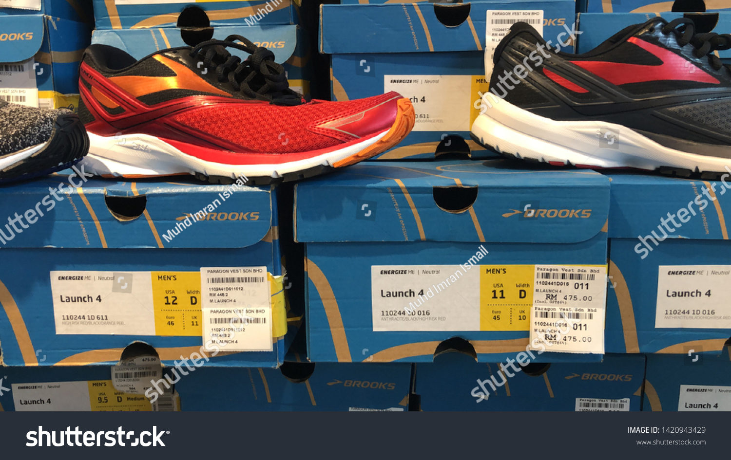 brooks outlet shoes