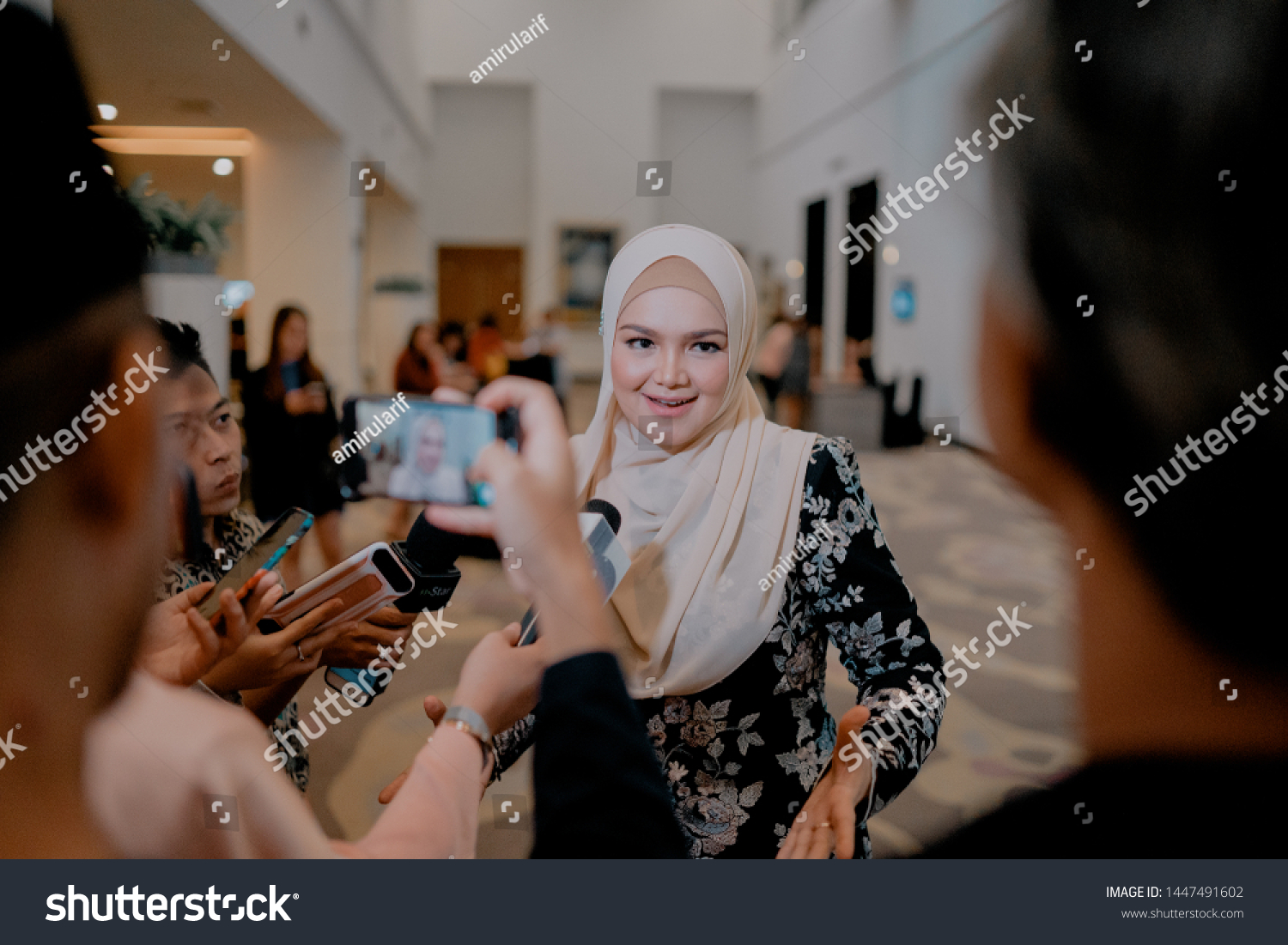 assignment entrepreneur siti nurhaliza