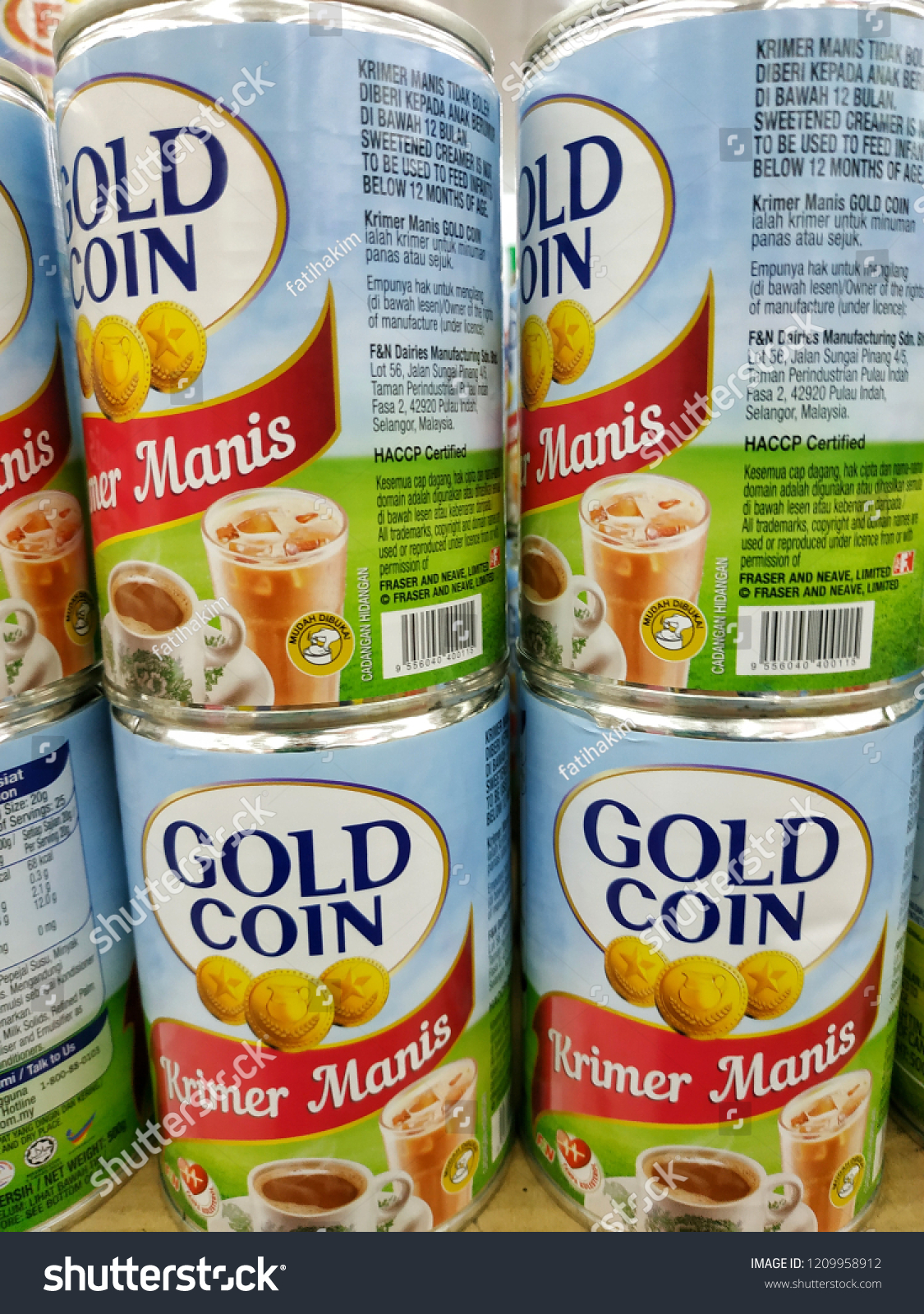 Kuantan Malaysia October 2018 Gold Coin Stock Photo Edit Now 1209958912