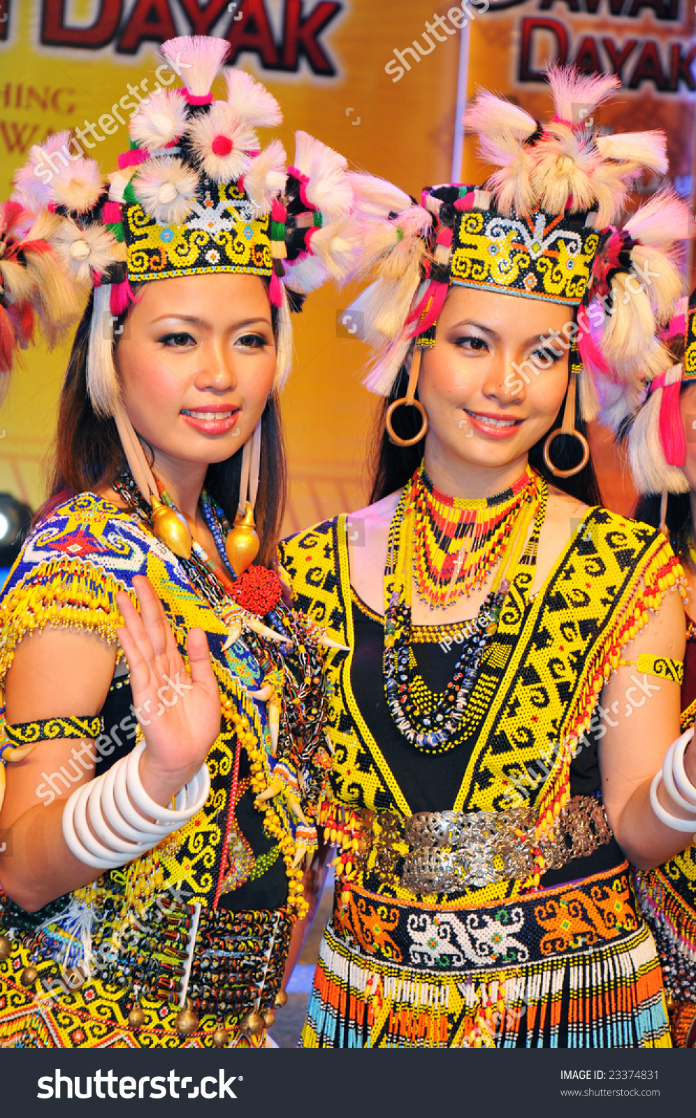 Kuching Sarawak June 14 Native Beauties Stock Photo 23374831 - Shutterstock