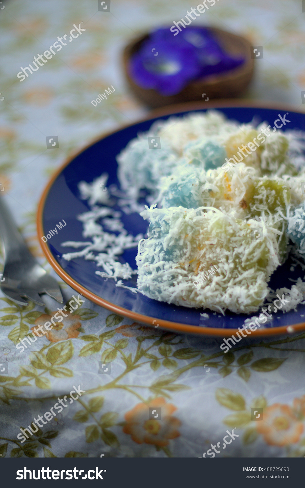 Kuih Talam Sago Malaysian Traditional Cake Stock Photo 488725690 ...