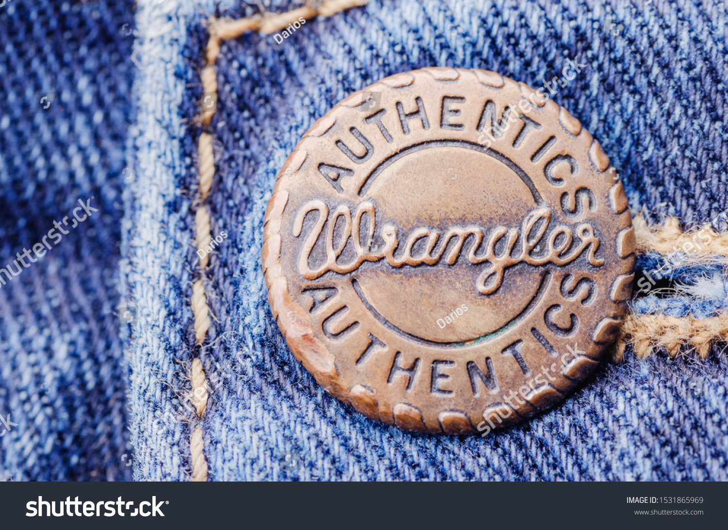 wrangler jeans label