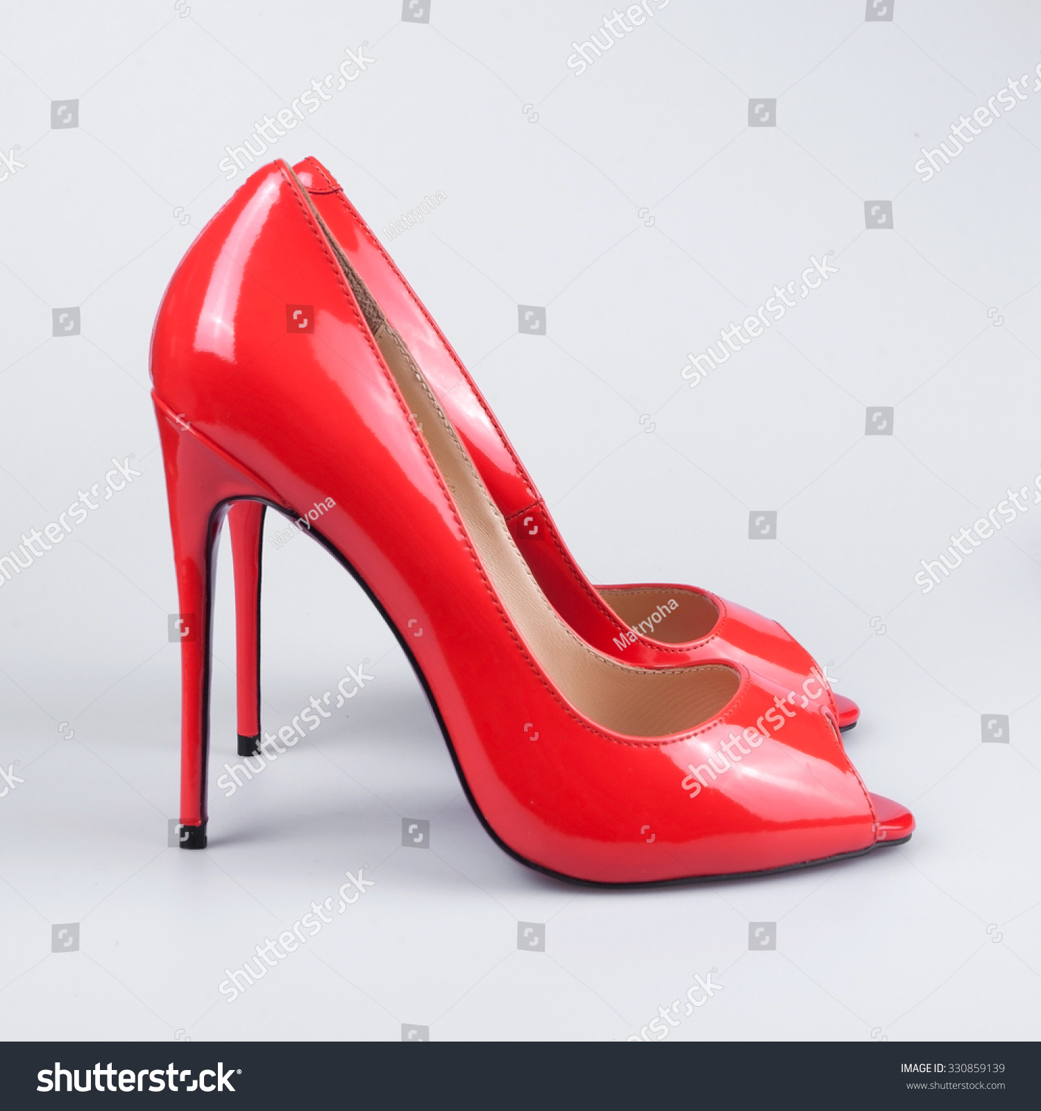 ladies red patent shoes