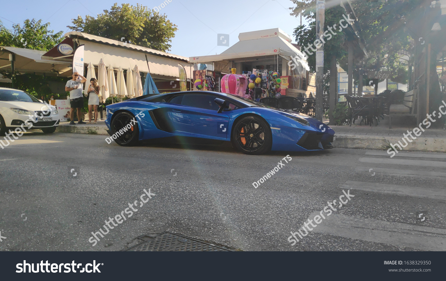 Lamborghini Aventador Beautiful Electric Blue Black Stok Fotografi Simdi Duzenle 1638329350