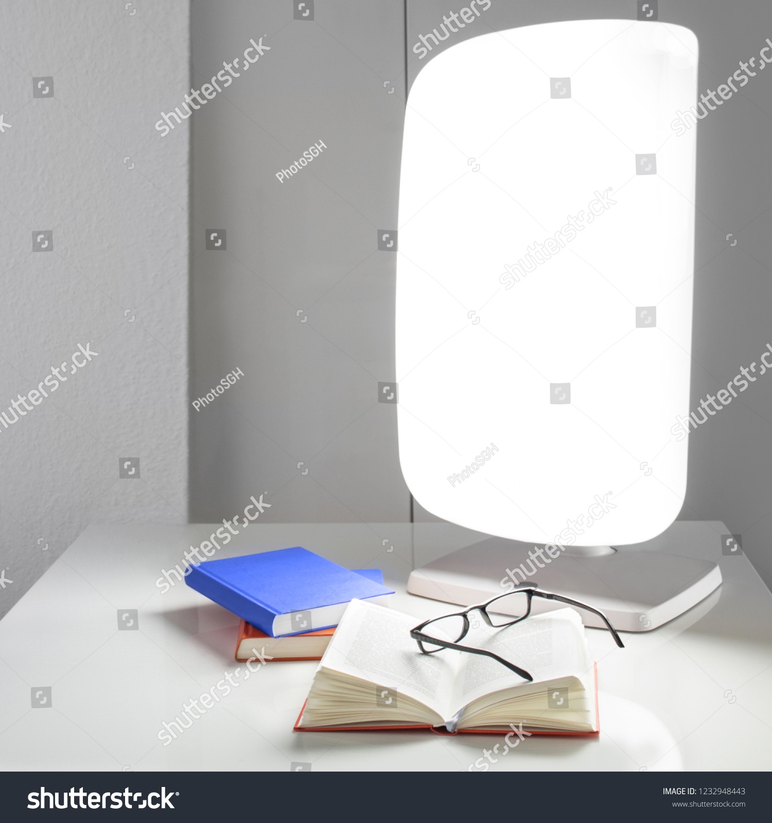 23,622 Daylight lamps Images, Stock Photos & Vectors | Shutterstock