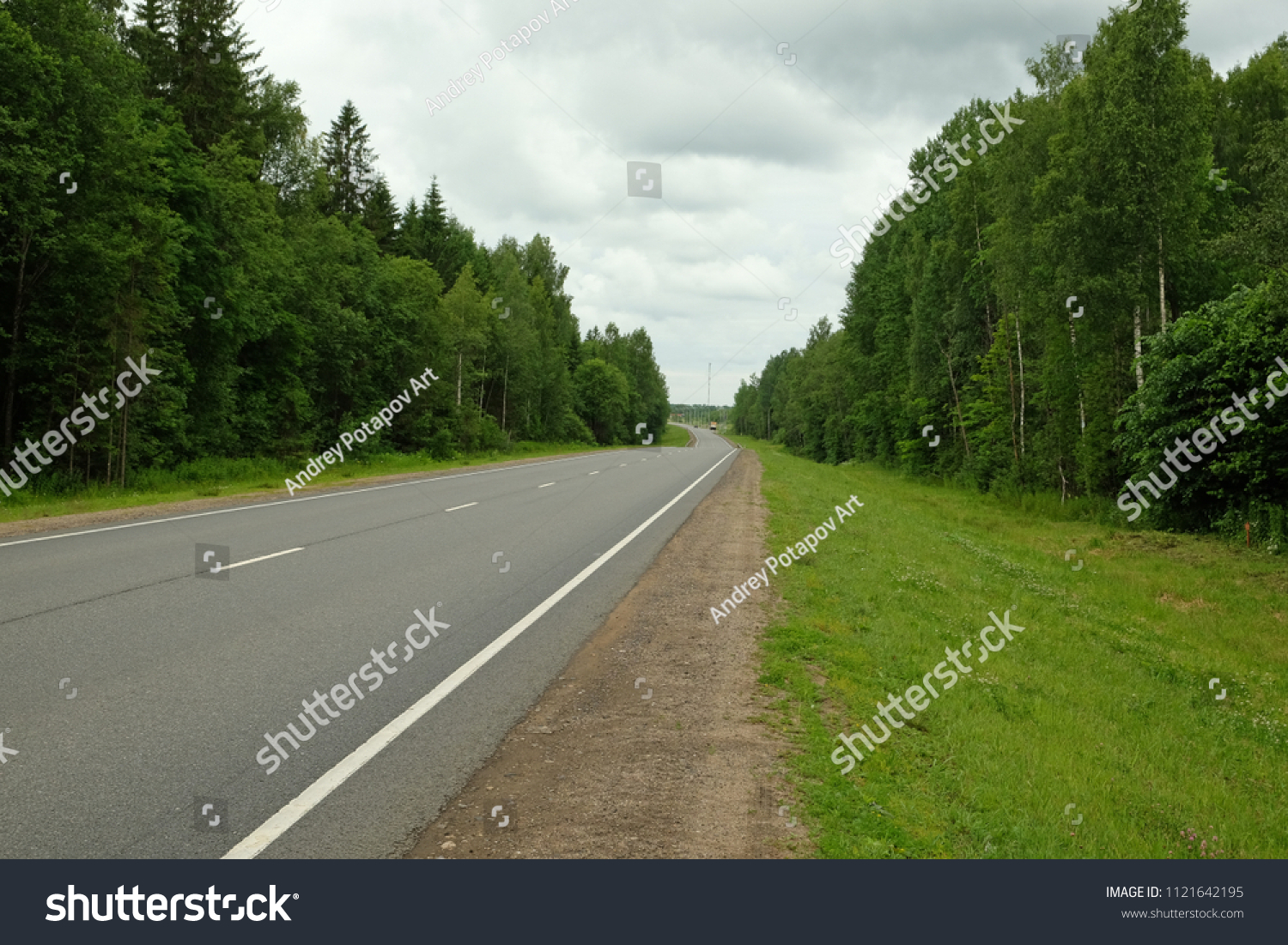 490 Gravel shoulder Images, Stock Photos & Vectors | Shutterstock