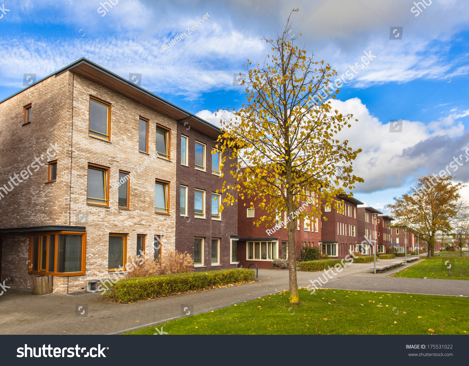 Large Modern Middle Class Suburban Houses in Europe | EZ Canvas Large Modern Middle Class Suburban Houses in Europe | EZ Canvas