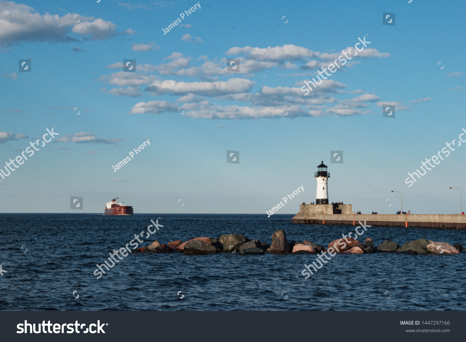 257 Duluth mn lighthouse Images, Stock Photos & Vectors | Shutterstock