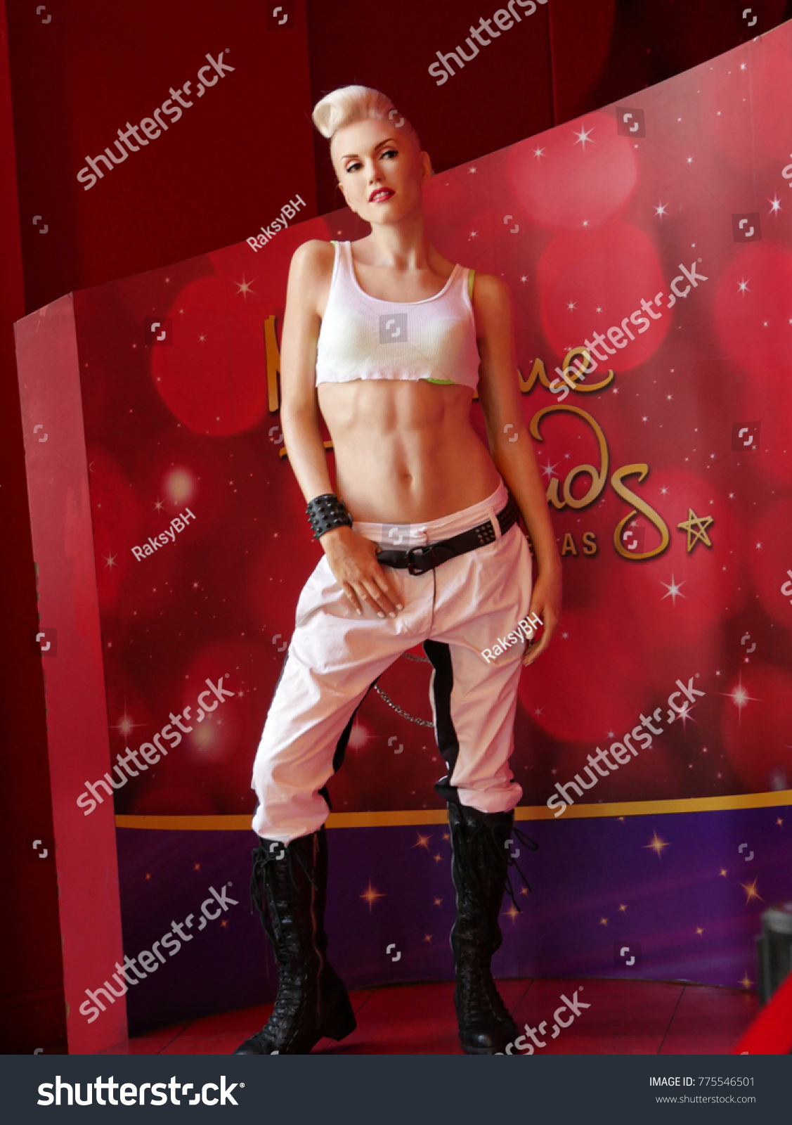 Gwen Stefani Wax Figure XP