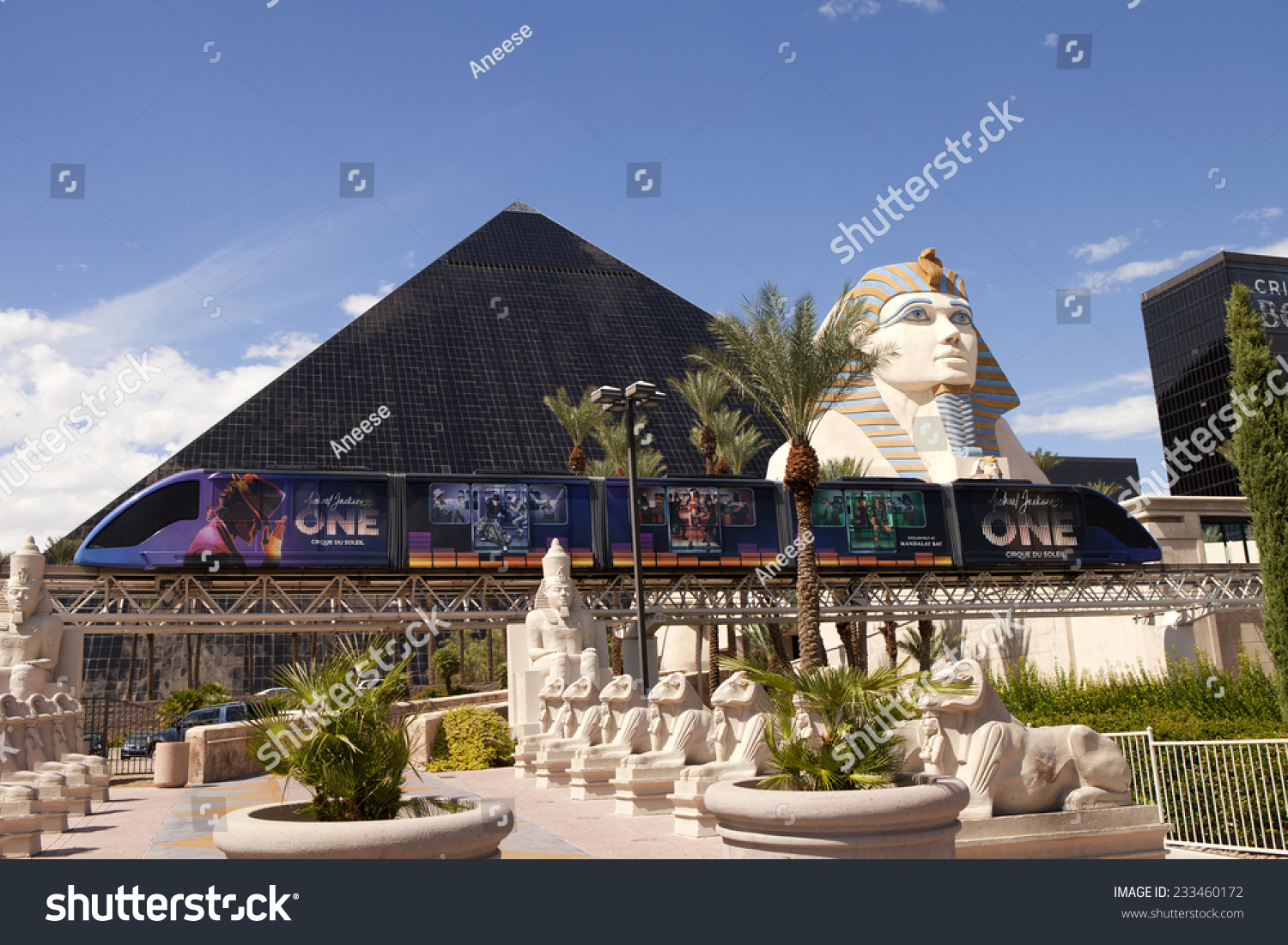 Pyramid shaped casino in vegas