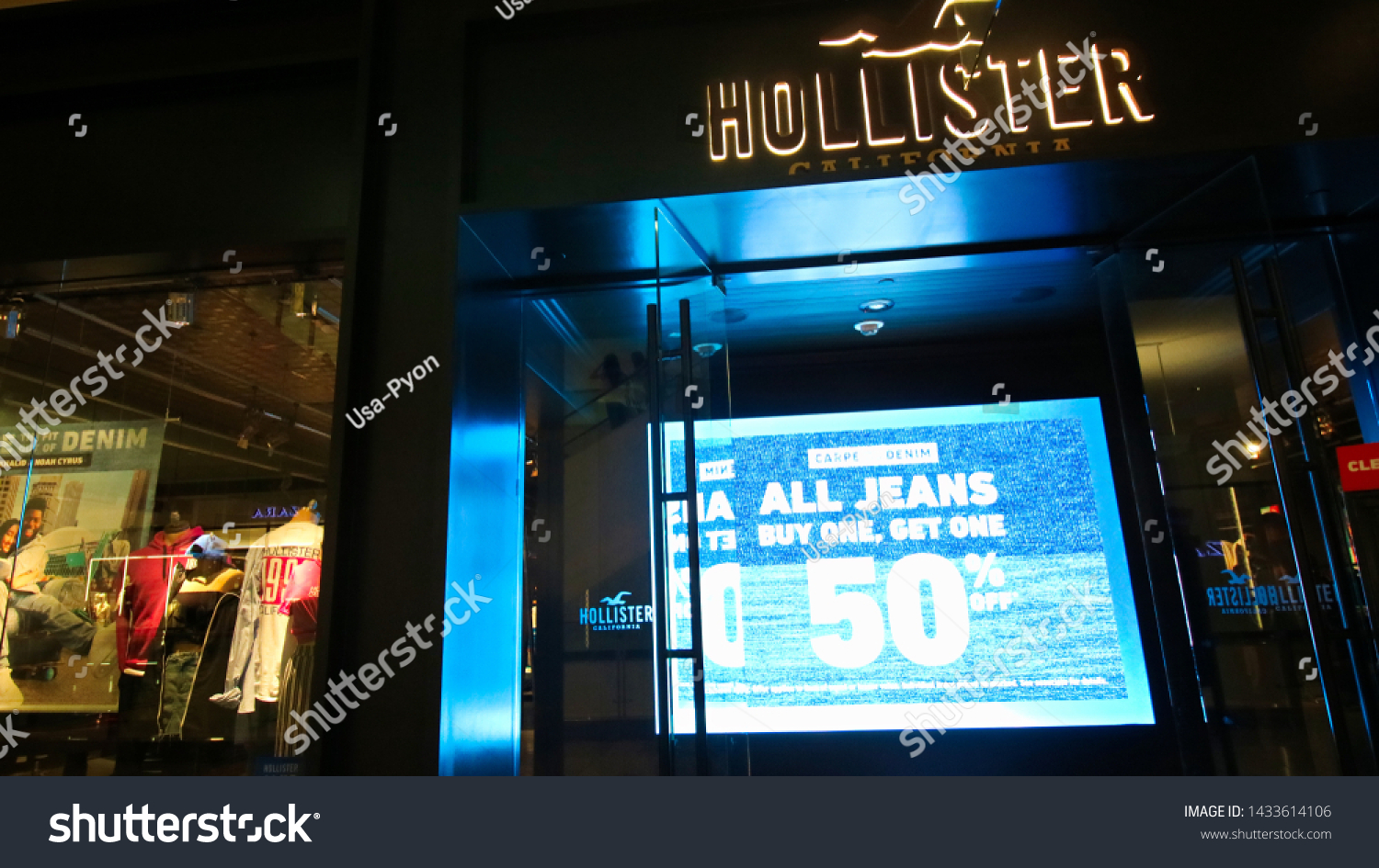 hollister mall of asia