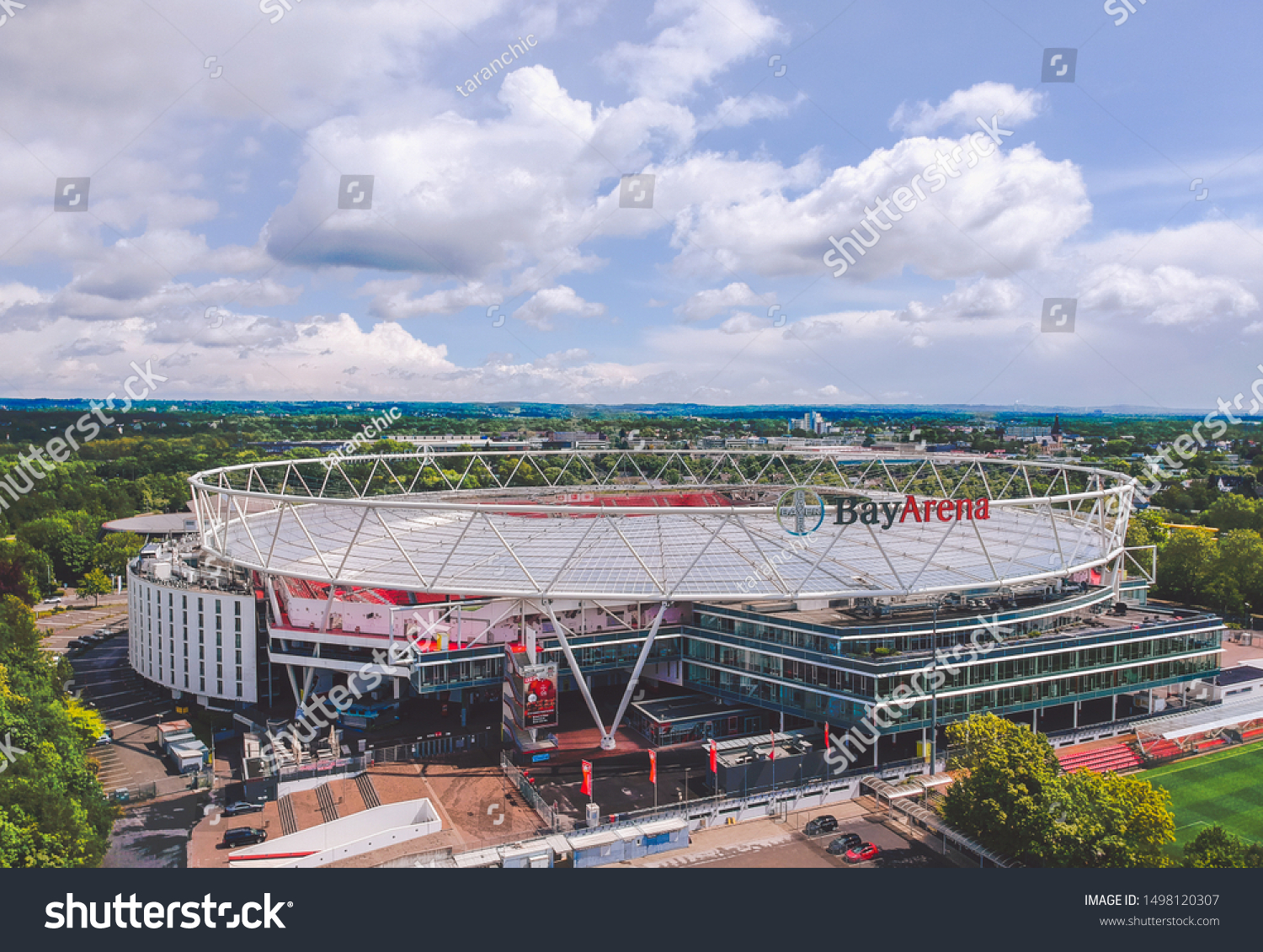 Leverkusen Germany : To the south, leverkusen borders the city of