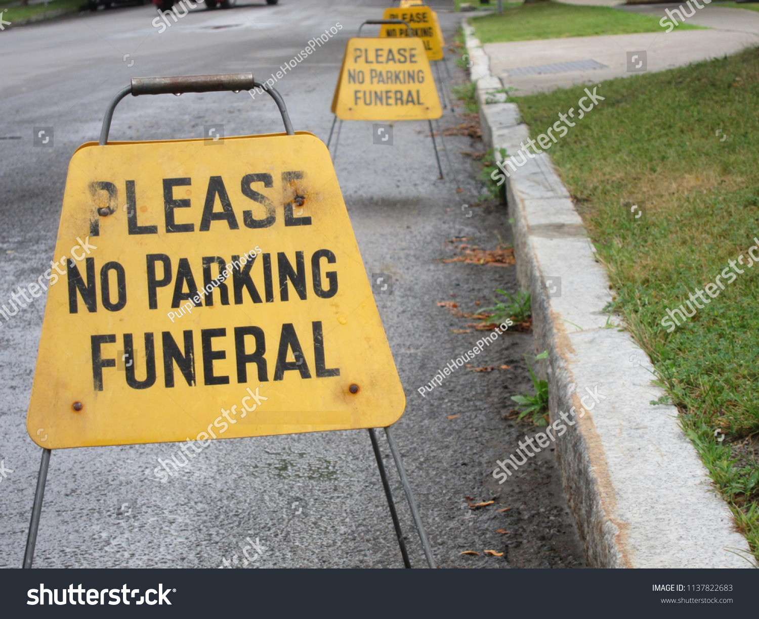 Line Signs Along Curb Please No Stock Photo Edit Now 1137822683