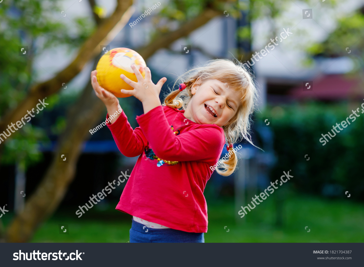 4 year old catching a ball