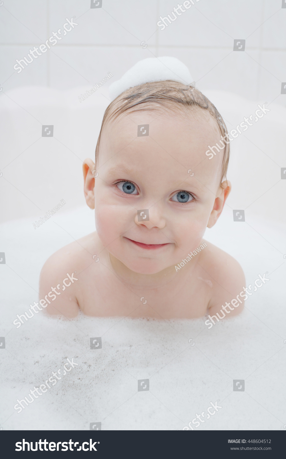 Little Boy Washing Bath Stock Photo 448604512 | Shutterstock