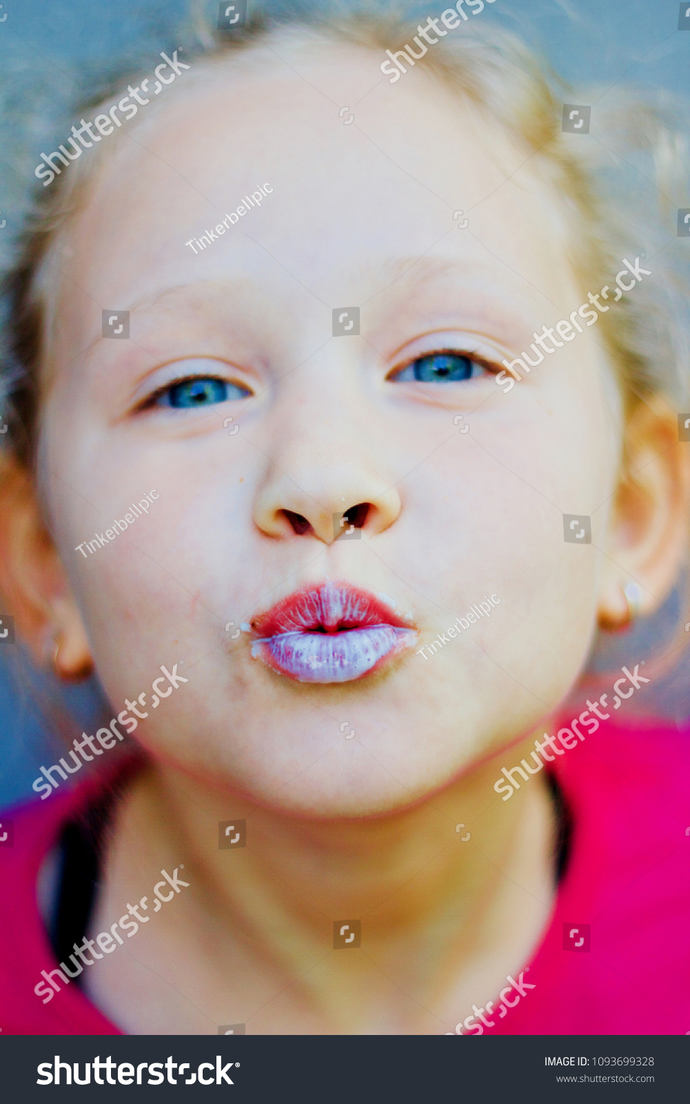 Very Young Little Girls Lips