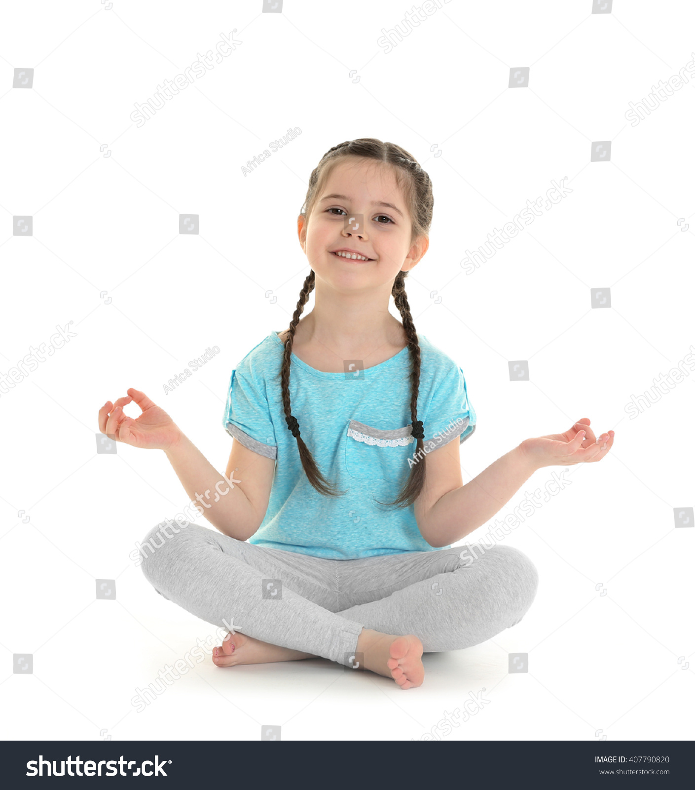 25,631 Little girls yoga Images, Stock Photos & Vectors | Shutterstock