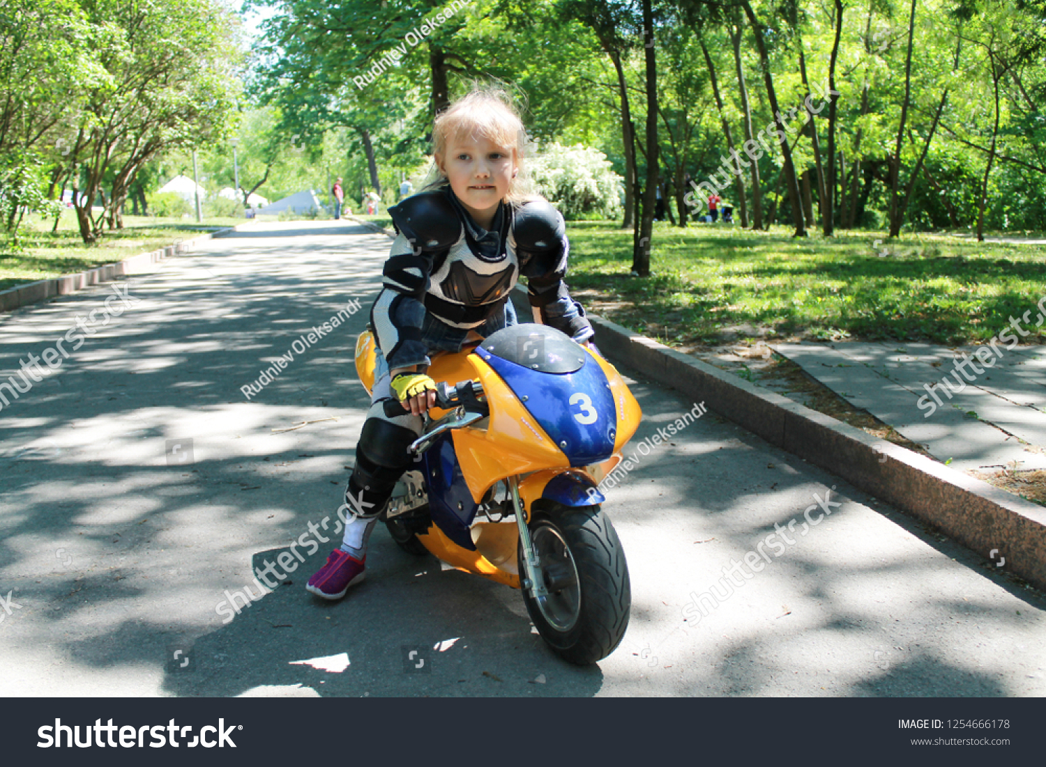 little girl electric motorcycle