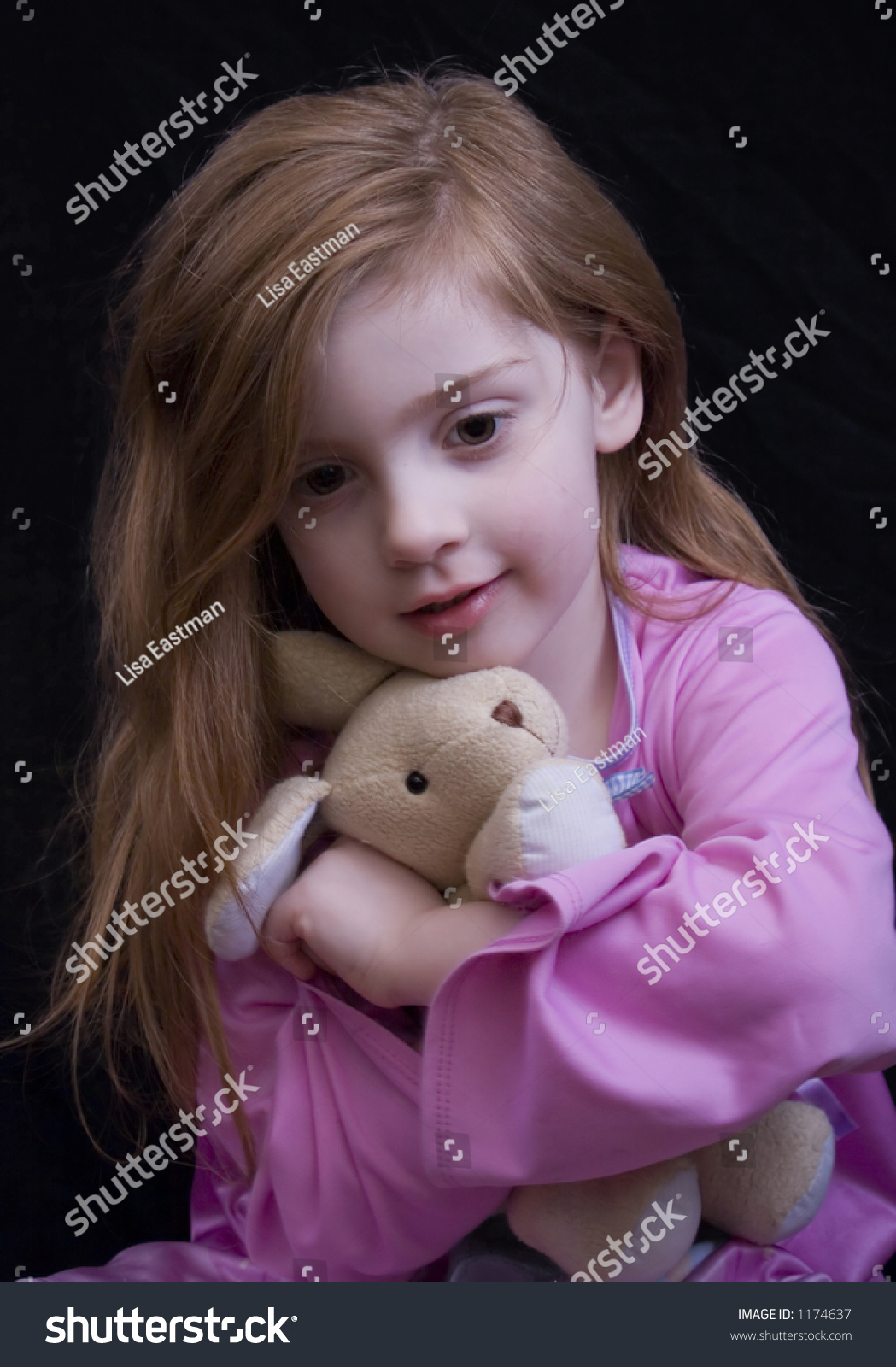 Watch An Adorable Little Girl Cuddle With The Worlds Sweetest Cow photo photo Watch An Adorable Little Girl Cuddle With The Worlds Sweetest Cow