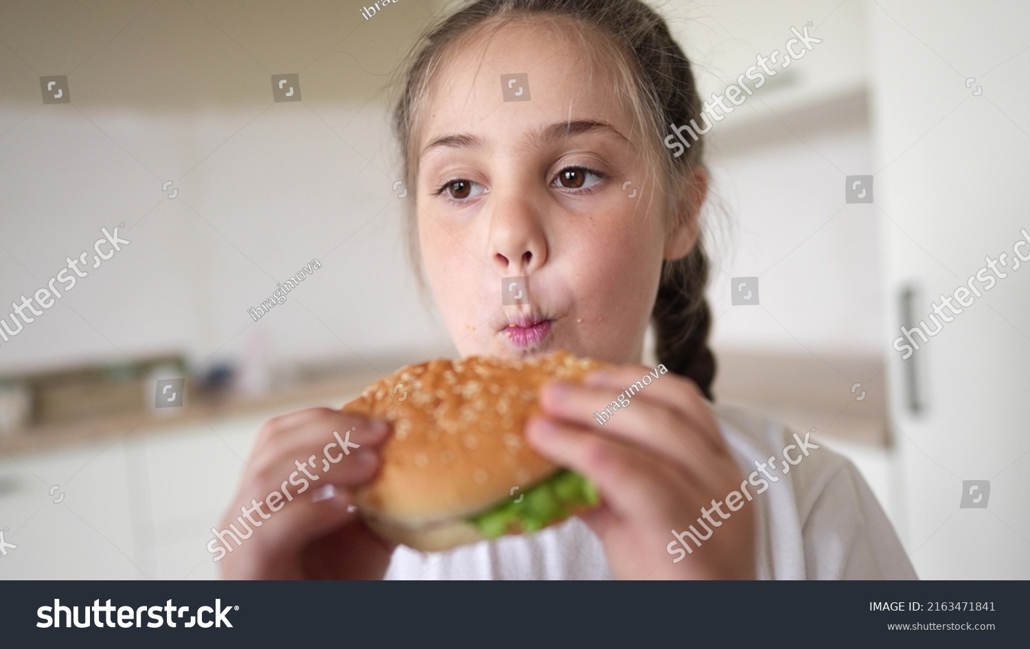 Little Kid Girl Eating Hamburger Unhealthy Stock Photo 2163471841 ...