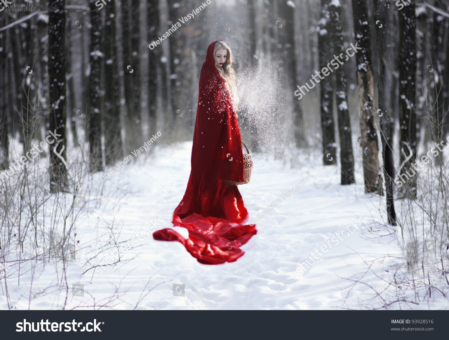 девушка зима платье красное лес бесплатно