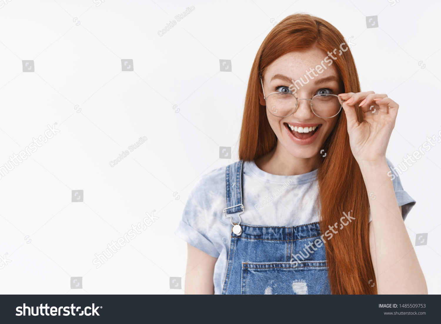 Lively Surprised Cute Attractive Redhead Girl Foto De Stock Editar Ahora 1485509753 