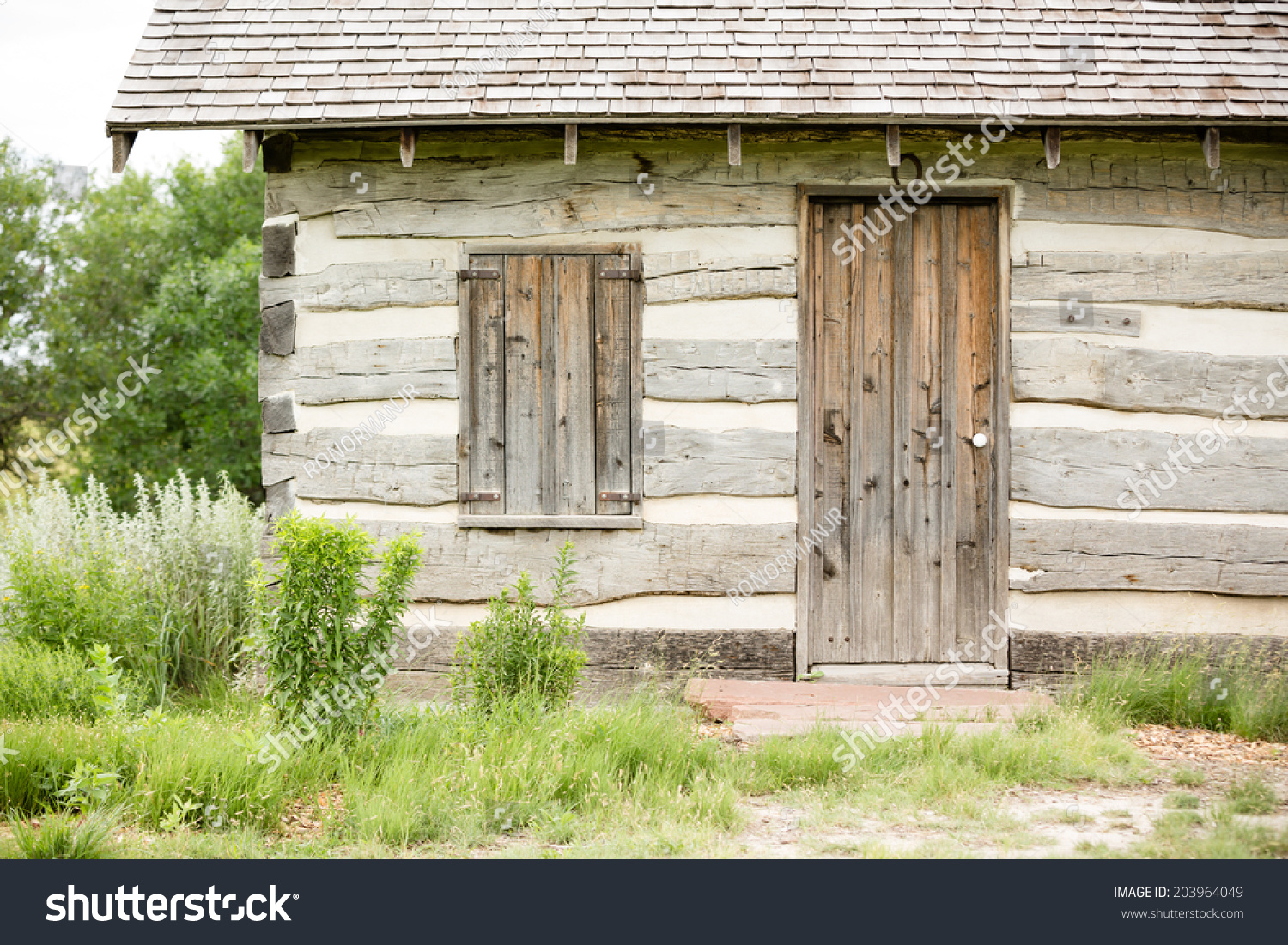 Log Cabin This Shot Little Log Stock Photo Edit Now 203964049