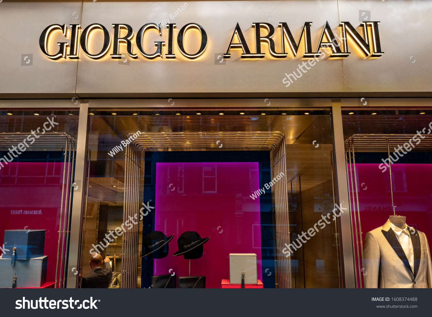 armani store knightsbridge