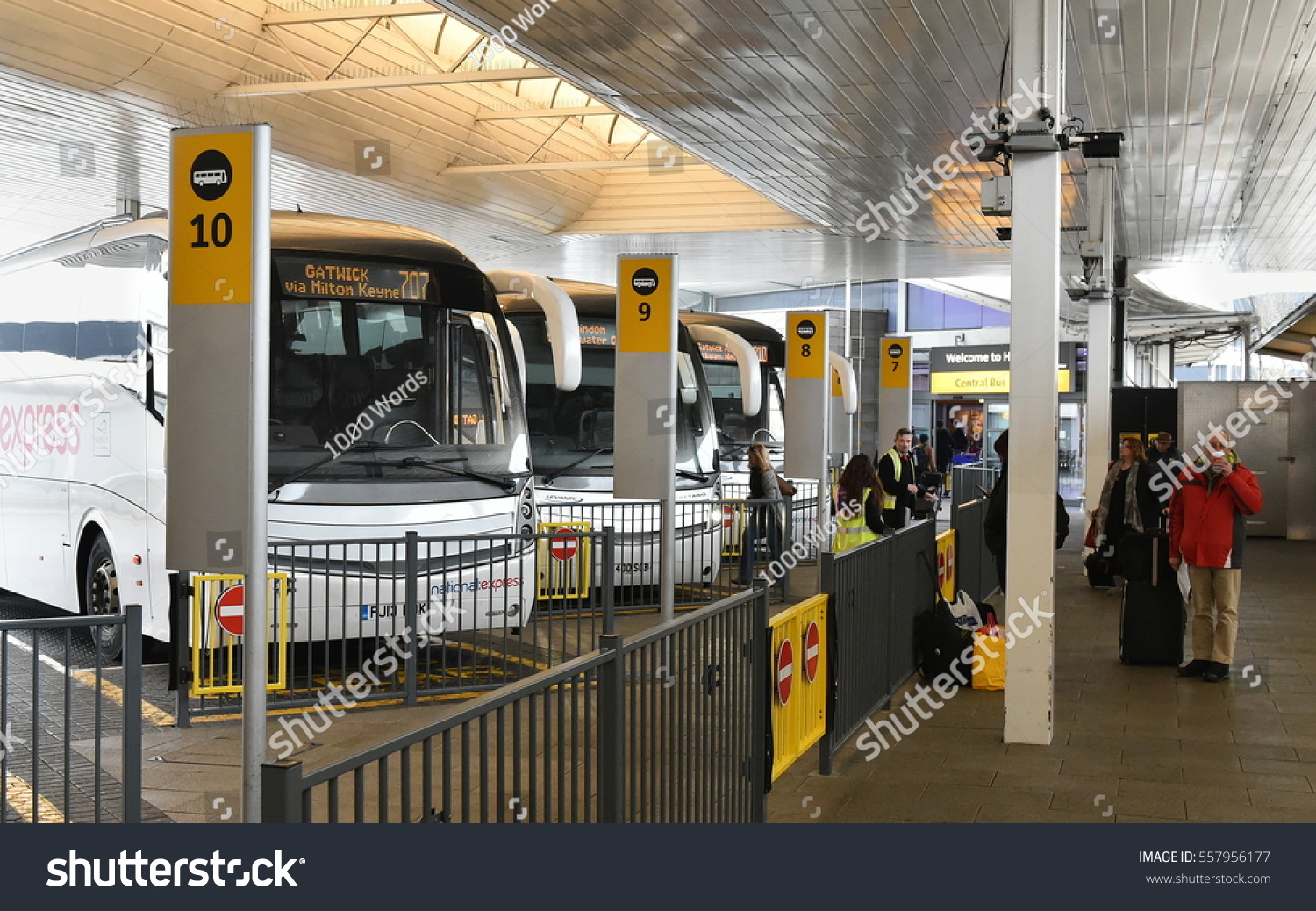 London Heathrow Airport Uk December 2 Stock Photo 557956177 Shutterstock