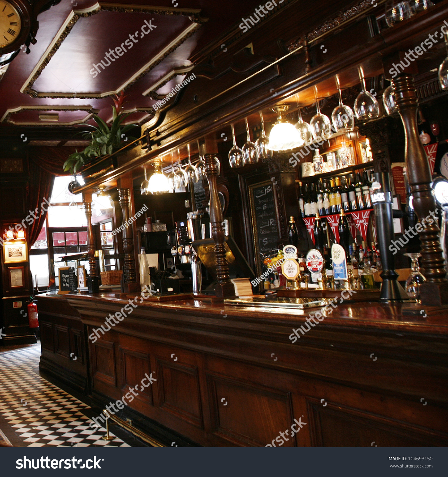 London May 5 Interior Pub Drinking Stock Photo 104693150 - Shutterstock