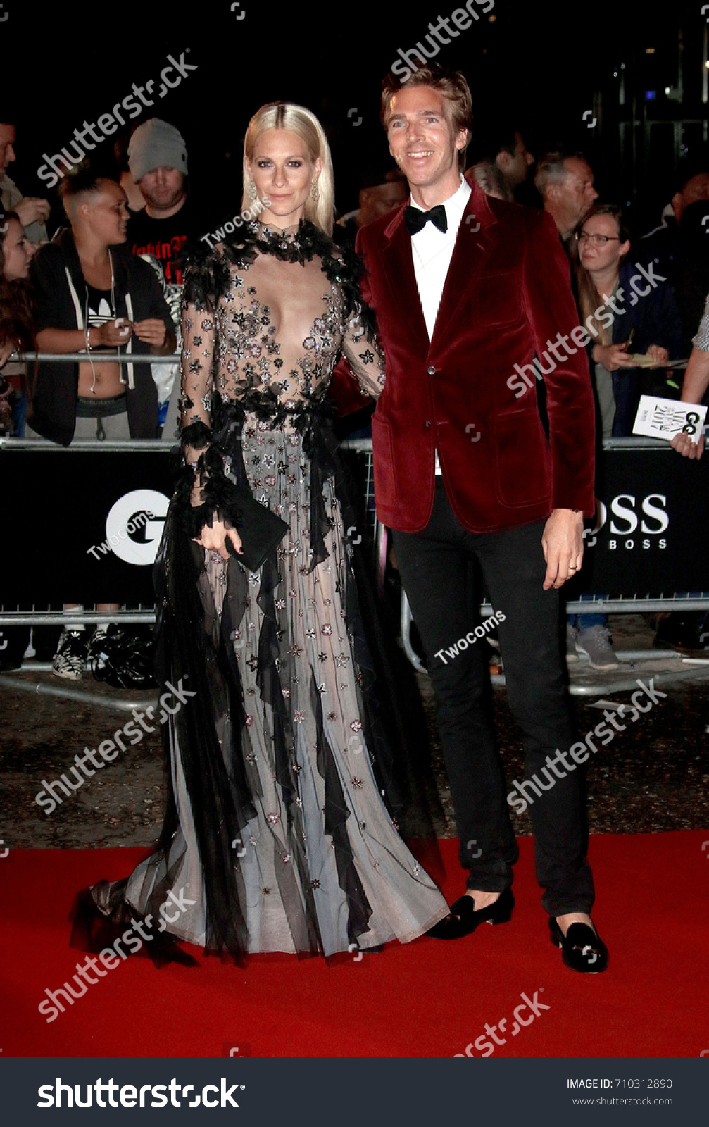 Poppy delevingne gq men of the year awards in london new photo Poppy delevingne gq men of the year awards in london new pics