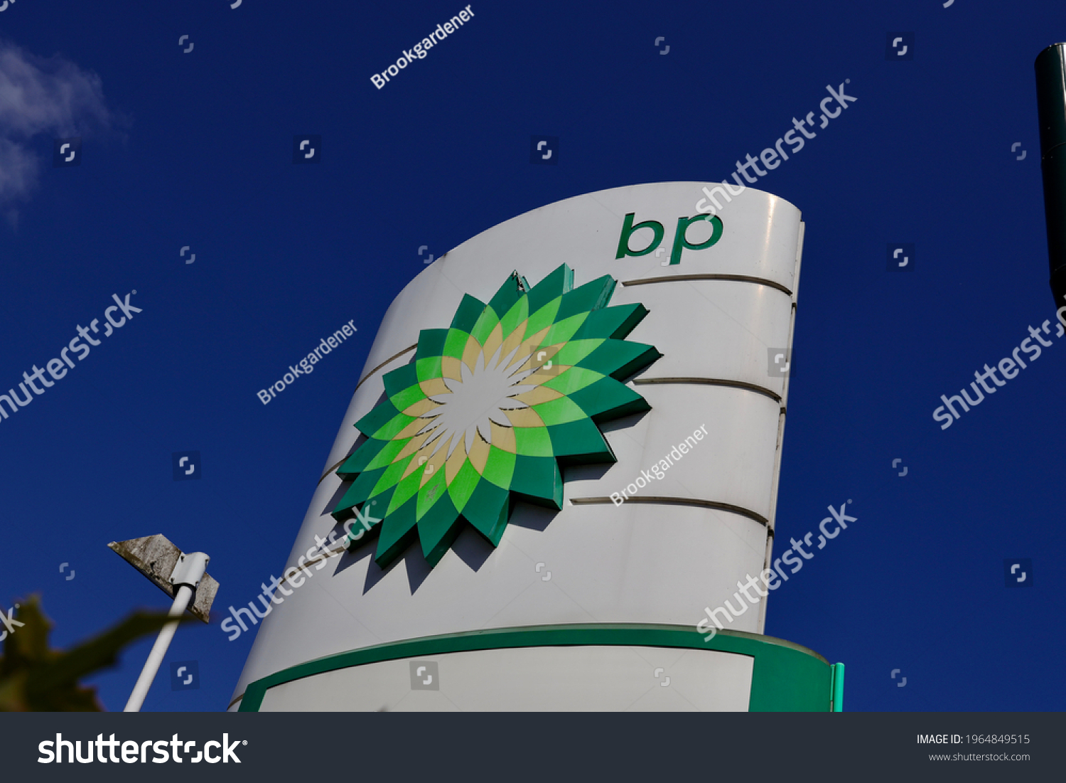 64 Bp plc logo Images, Stock Photos & Vectors | Shutterstock