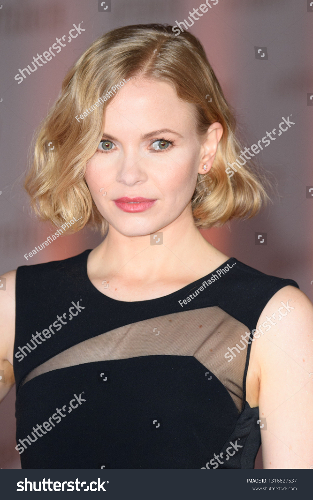 82 Kate phillips Images, Stock Photos & Vectors | Shutterstock