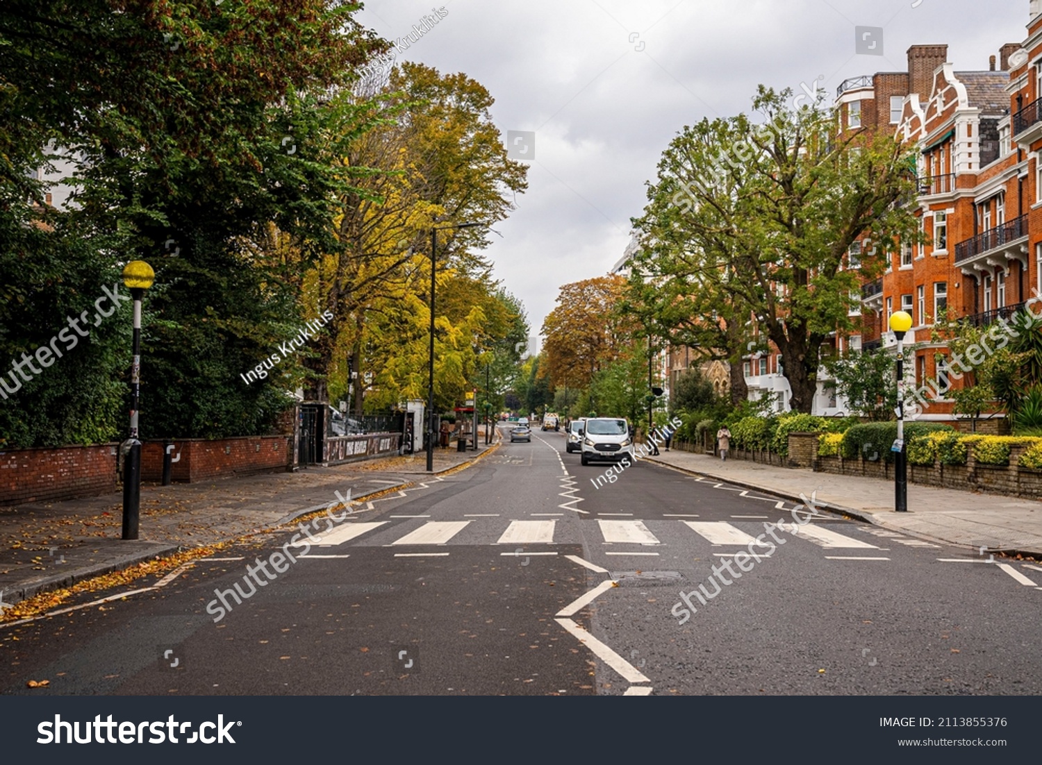 1,033 Abbey road london Images, Stock Photos & Vectors | Shutterstock