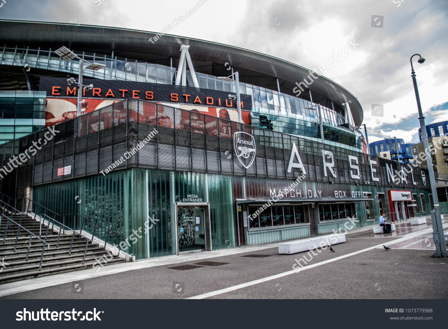 arsenal stadium shop