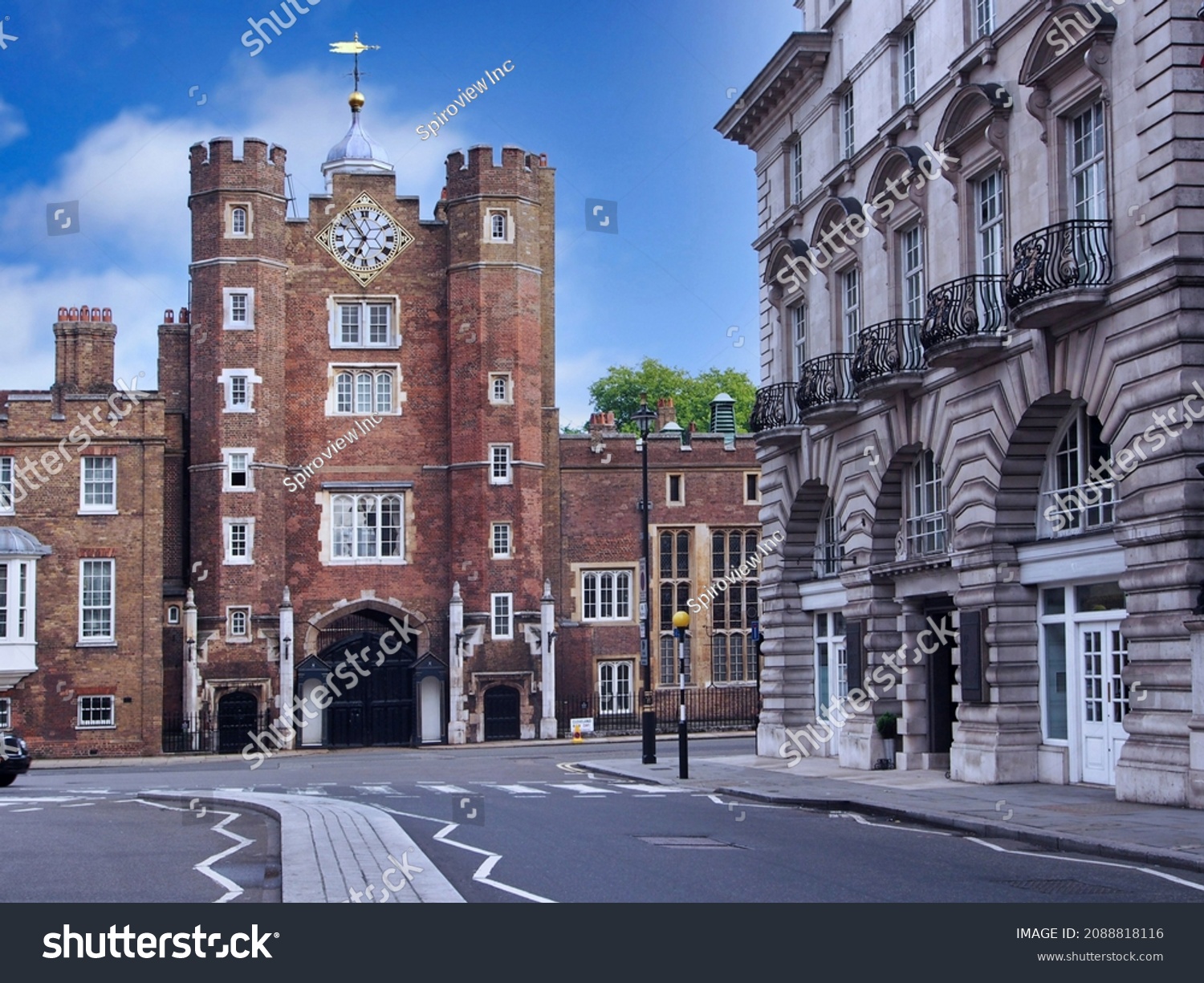 1,094 St james palace Images, Stock Photos & Vectors | Shutterstock