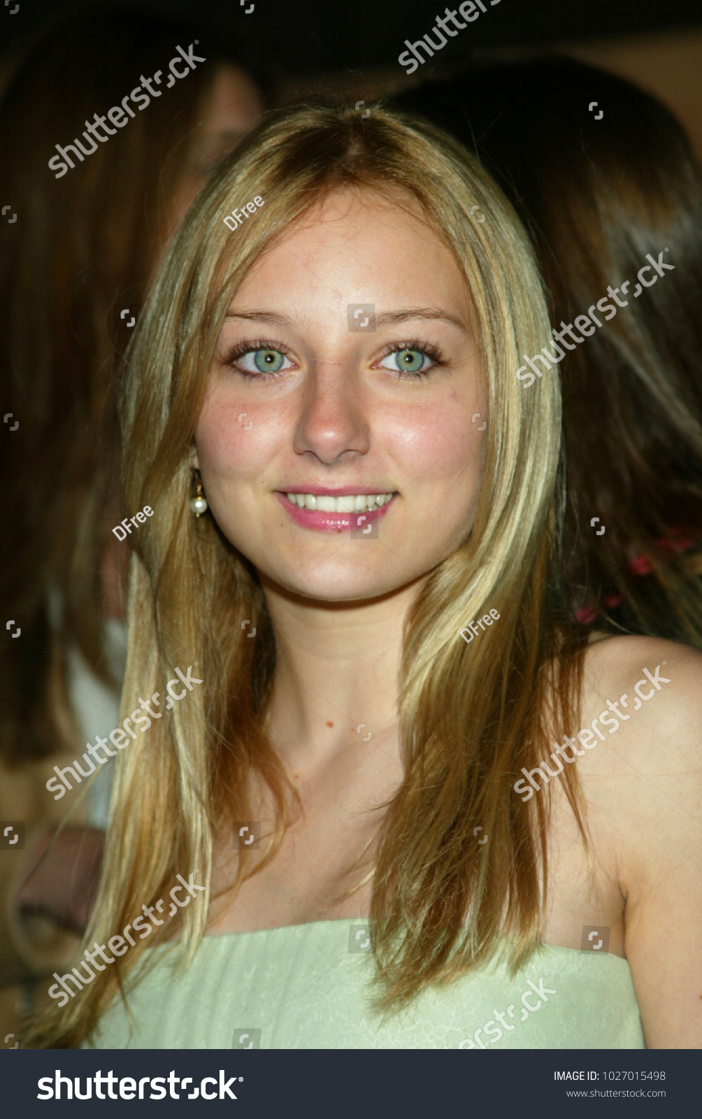 Lisa D'Amato,Iain Robertson (born 1981) Erotic videos Lexi Ainsworth born October 28, 1992 (age 26),Sharon Acker Nathalie Hart (b. 1992) XXX gallery Julie Cox (born 1973),Sinead Matthews