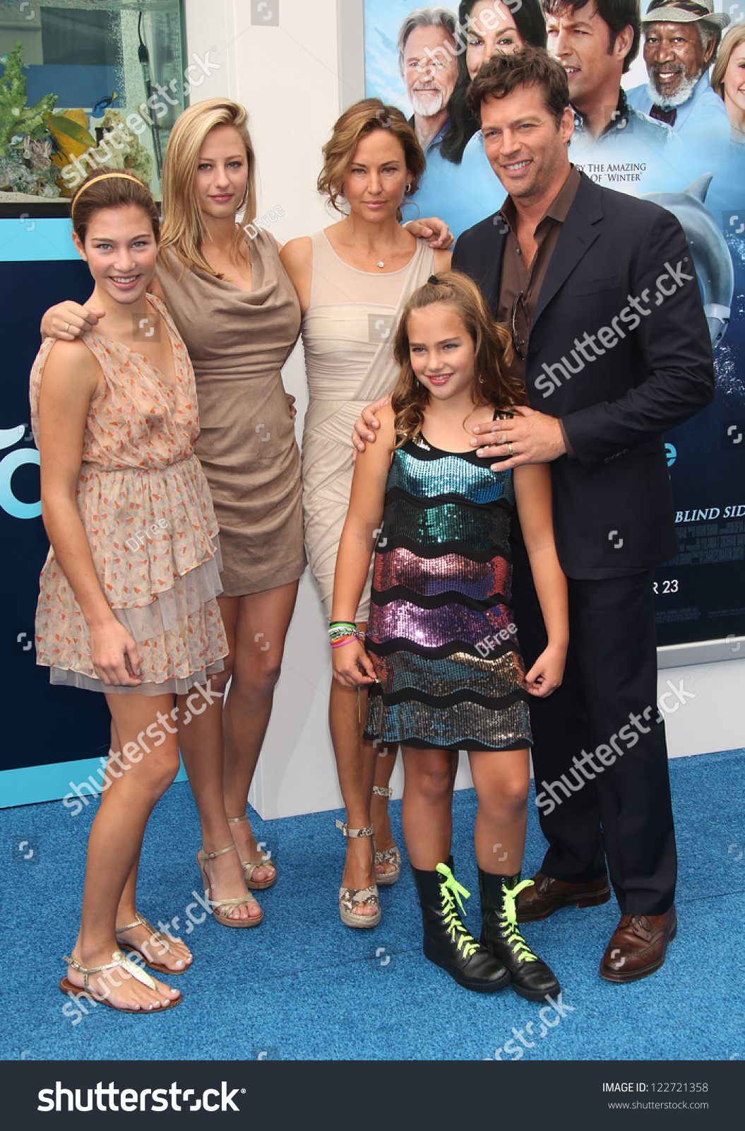 Los Angeles - Aug 16: Harry Connick Jr, Jill Goodacre & Kids Arriving ...