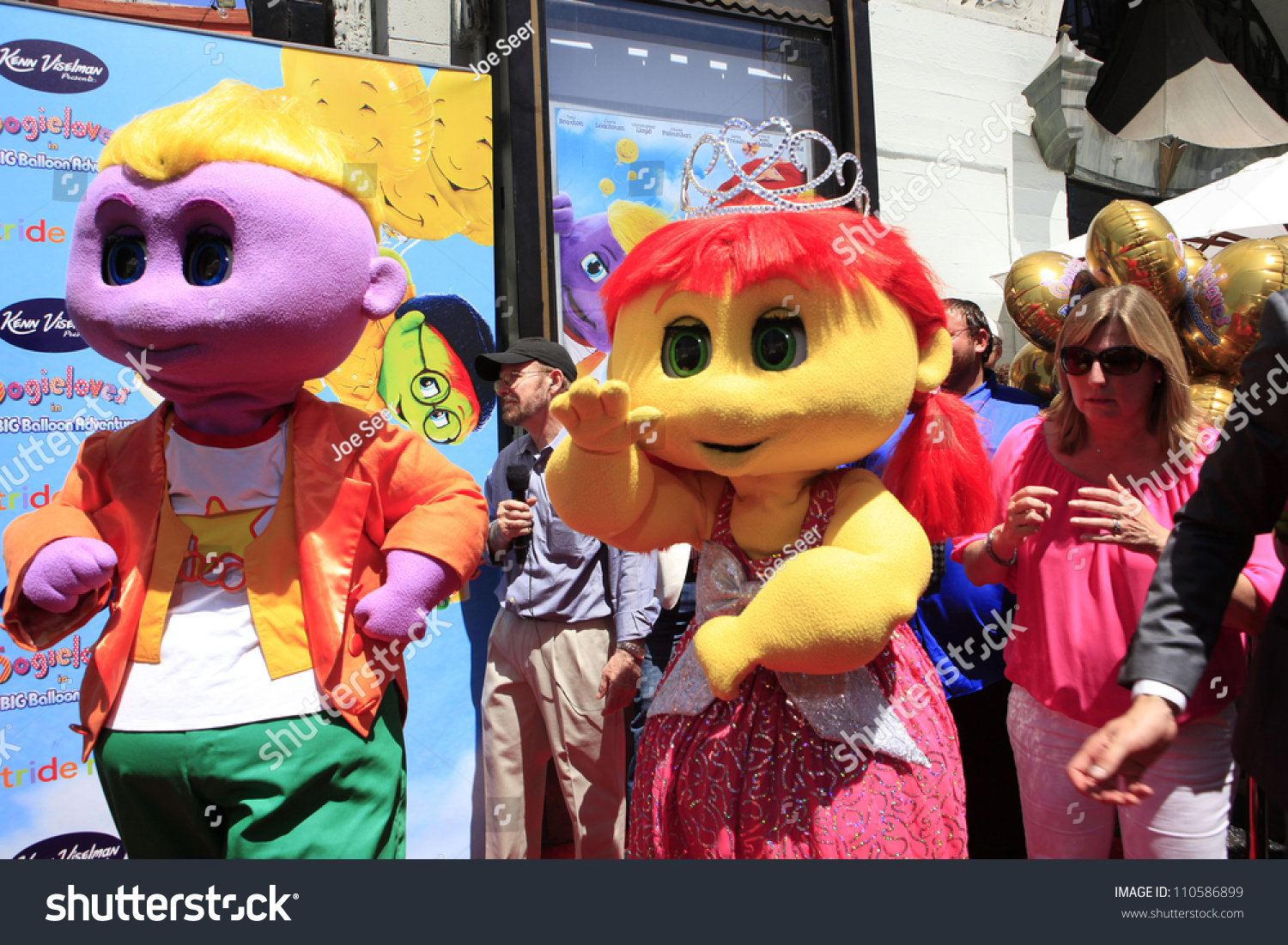 Los Angeles - Aug 19: Oogieloves Character At 'The Oogieloves In The ...