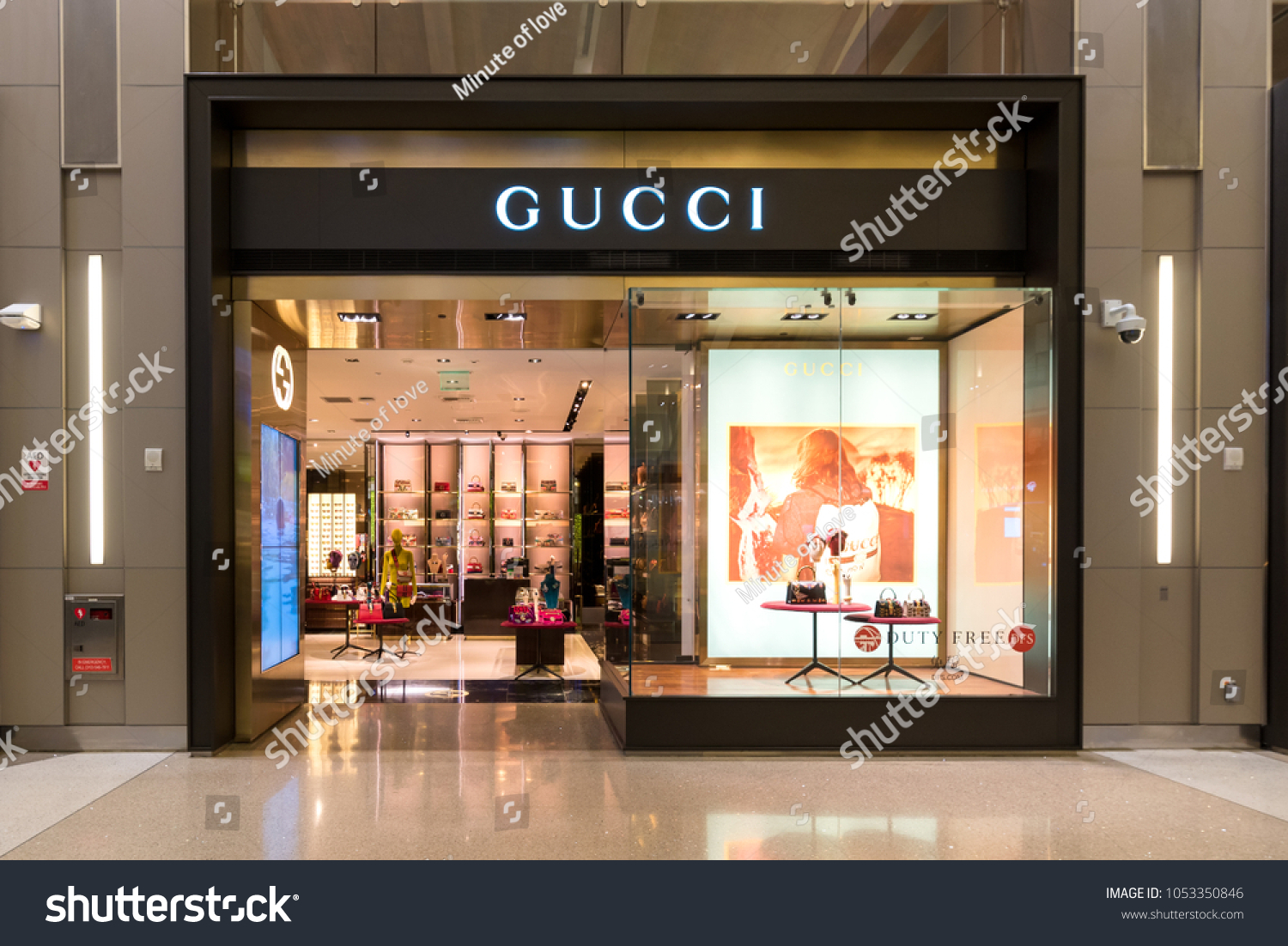 gucci outlet near me now
