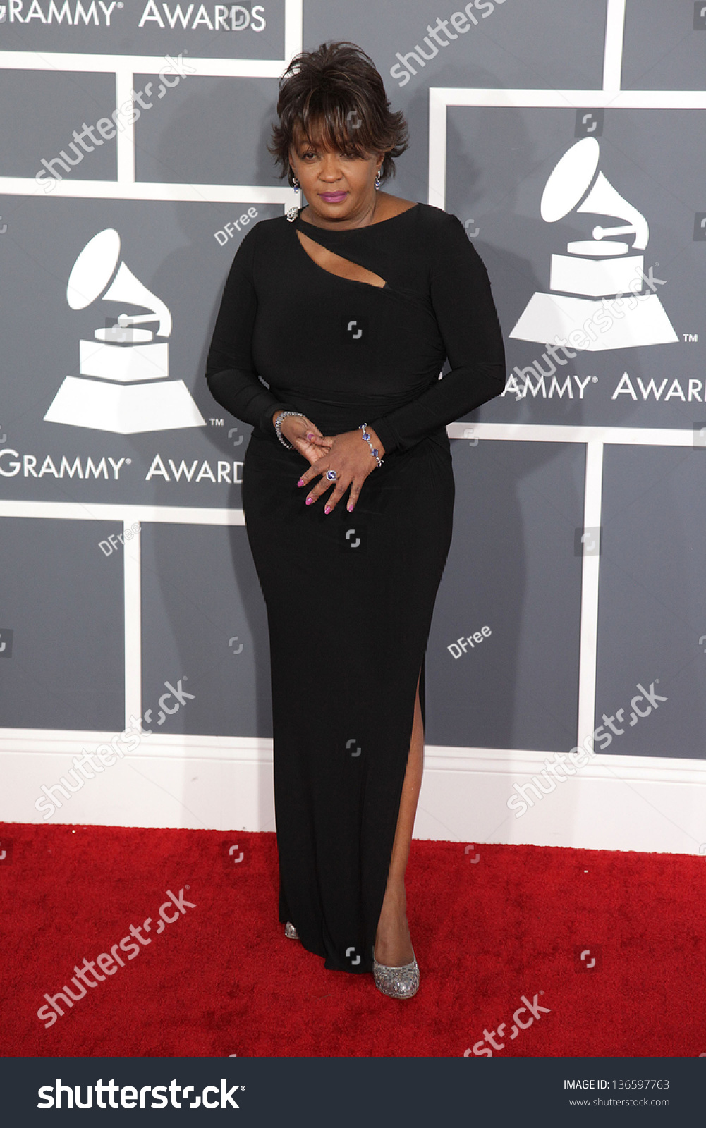 Los Angeles - Feb 10: Anita Baker Arrives To The Grammy Awards 2013 On ...