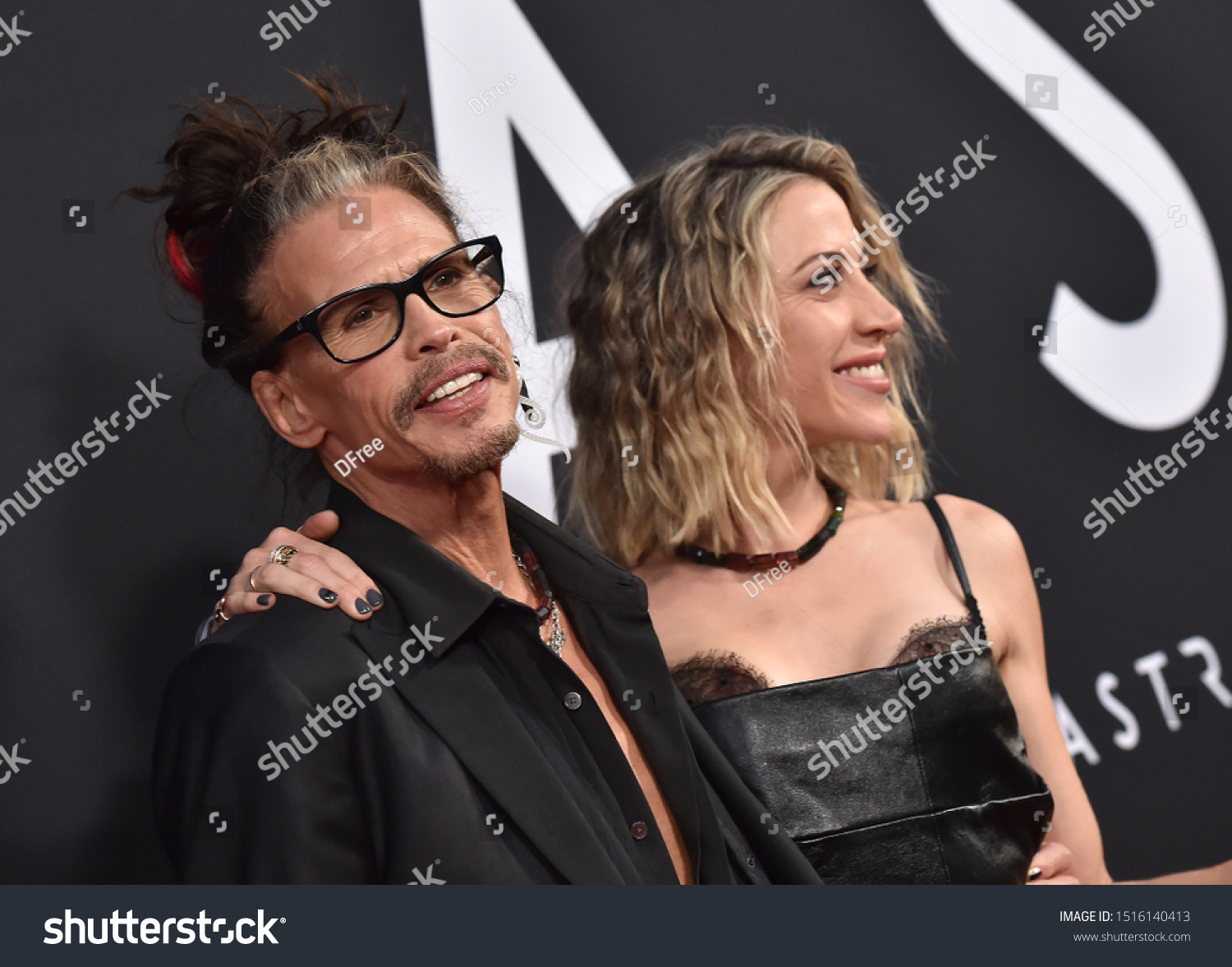 43 Steven tyler and aimee preston Images, Stock Photos & Vectors