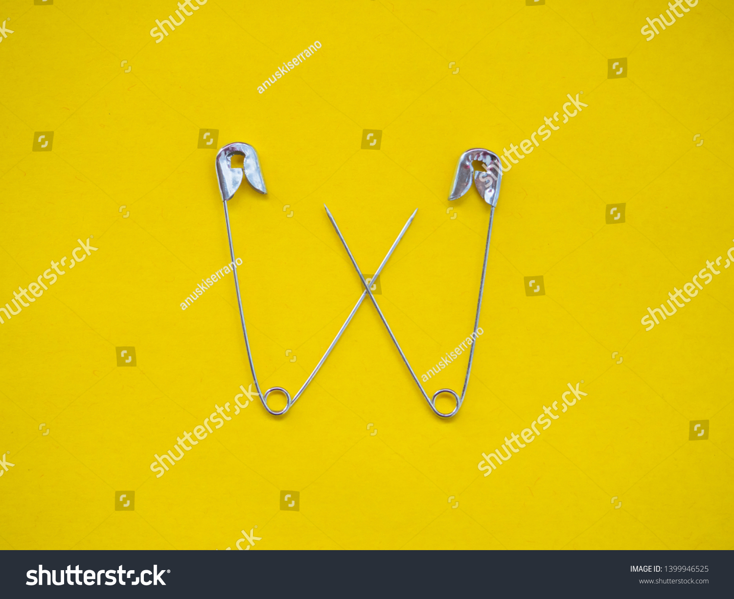 safety team pins