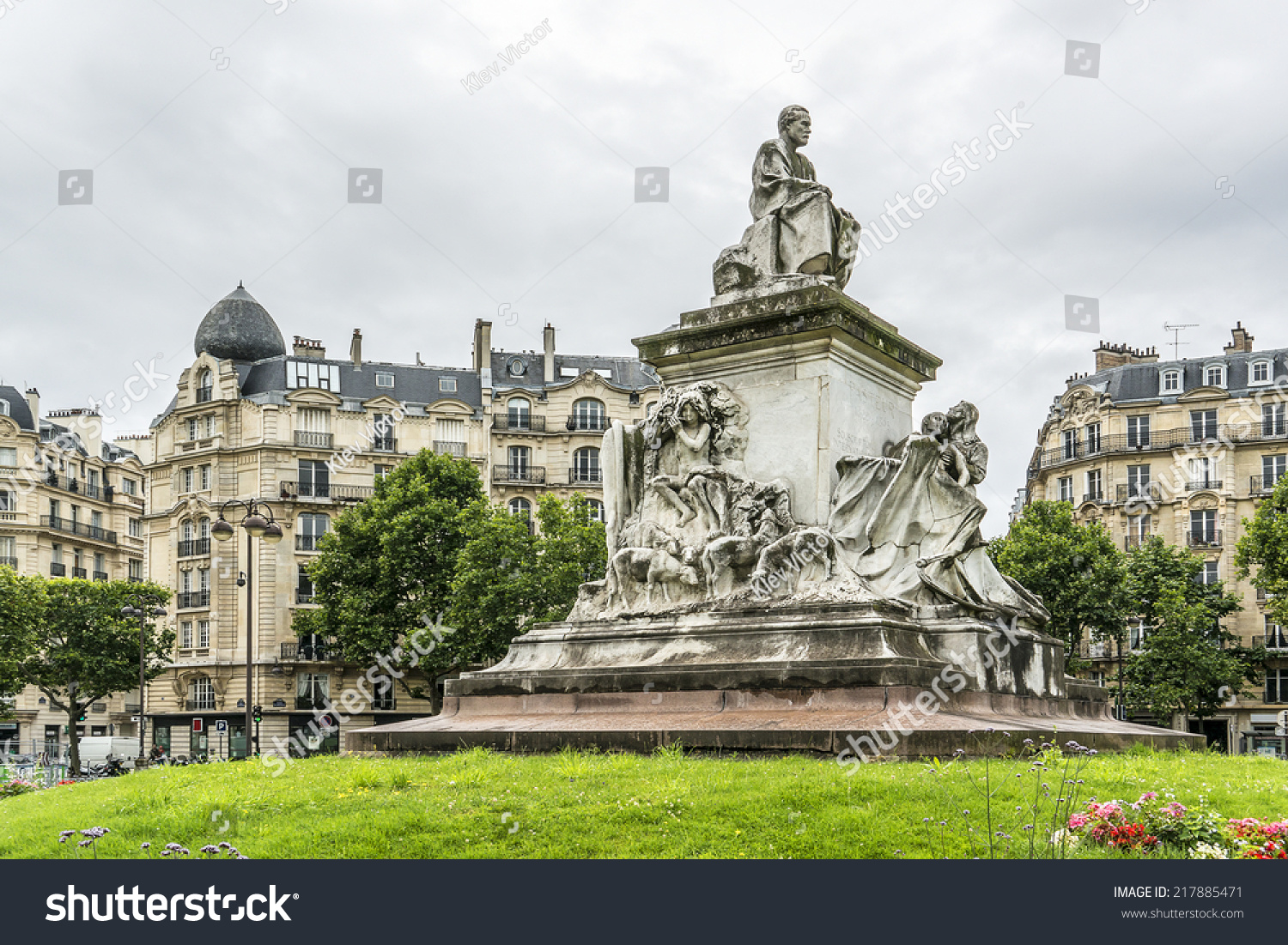 Louis Pasteur Monument. In 1904 Sculptor Alexander Falguire Built The ...