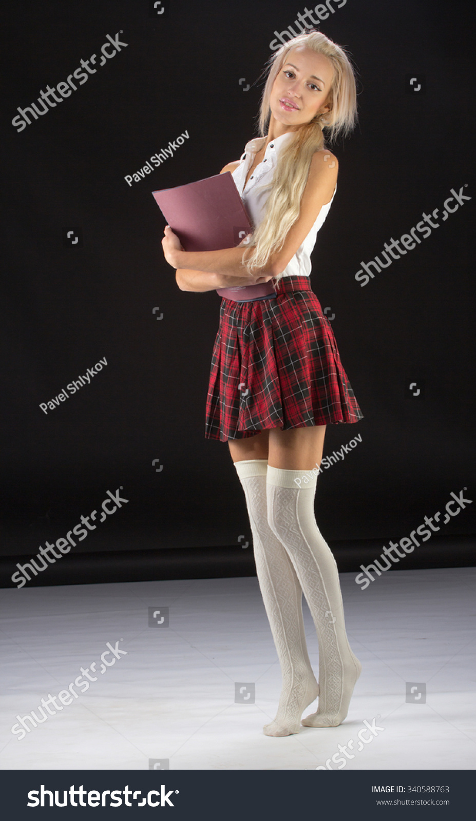 Hot Blonde Teen Girls