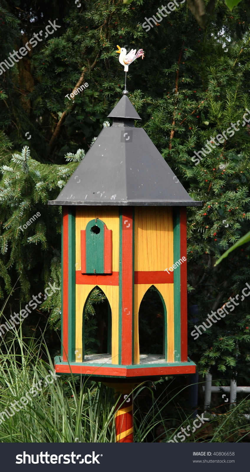 Luxury Villa Birds Nesting Box Spring Royalty Free Stock Image